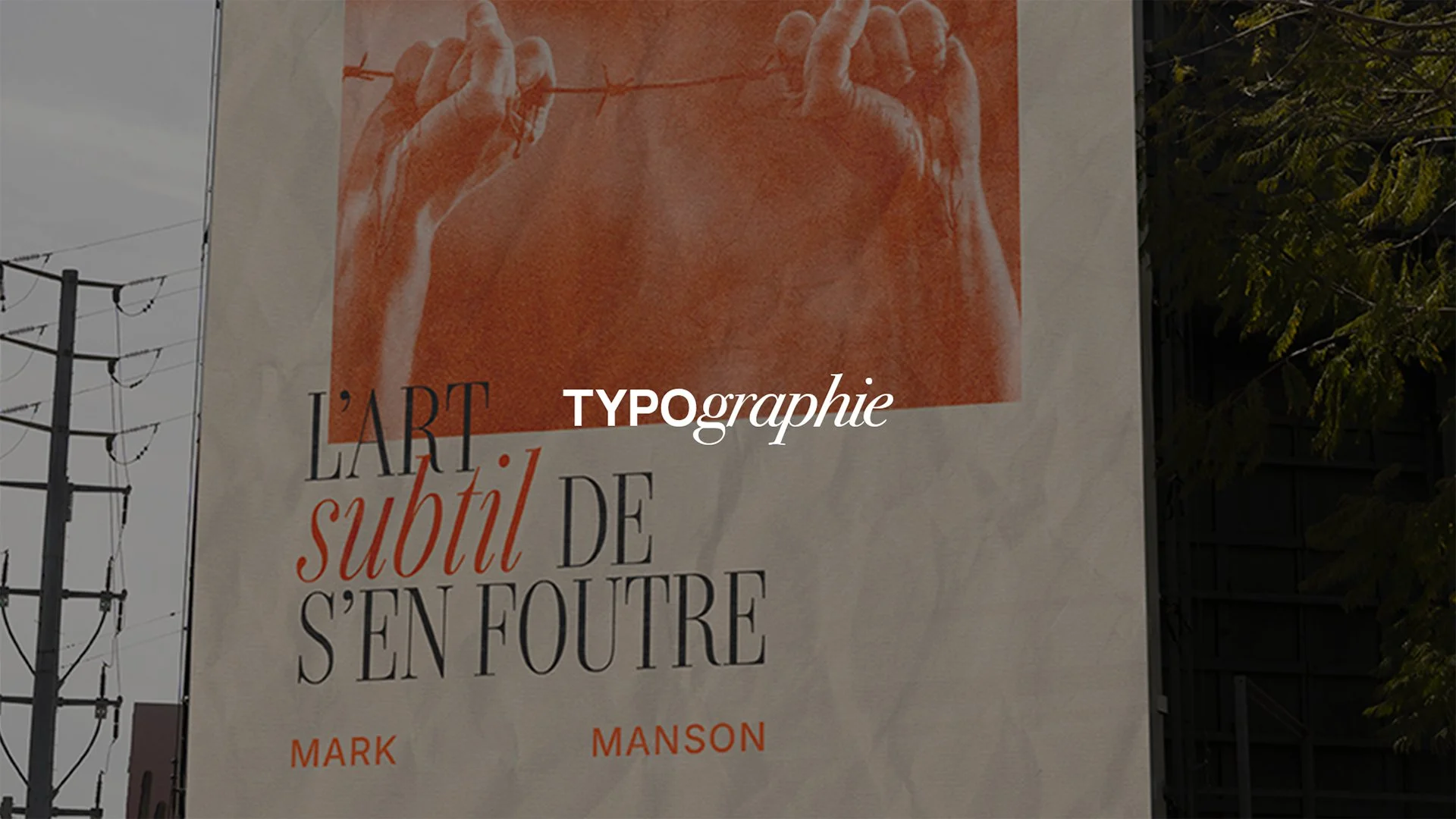 Une affiche avec une illustration d'un cœur humain et du fil de couture, accompagnée du texte "L'art subtil de s'en foutre" et des noms "Mark Manson".