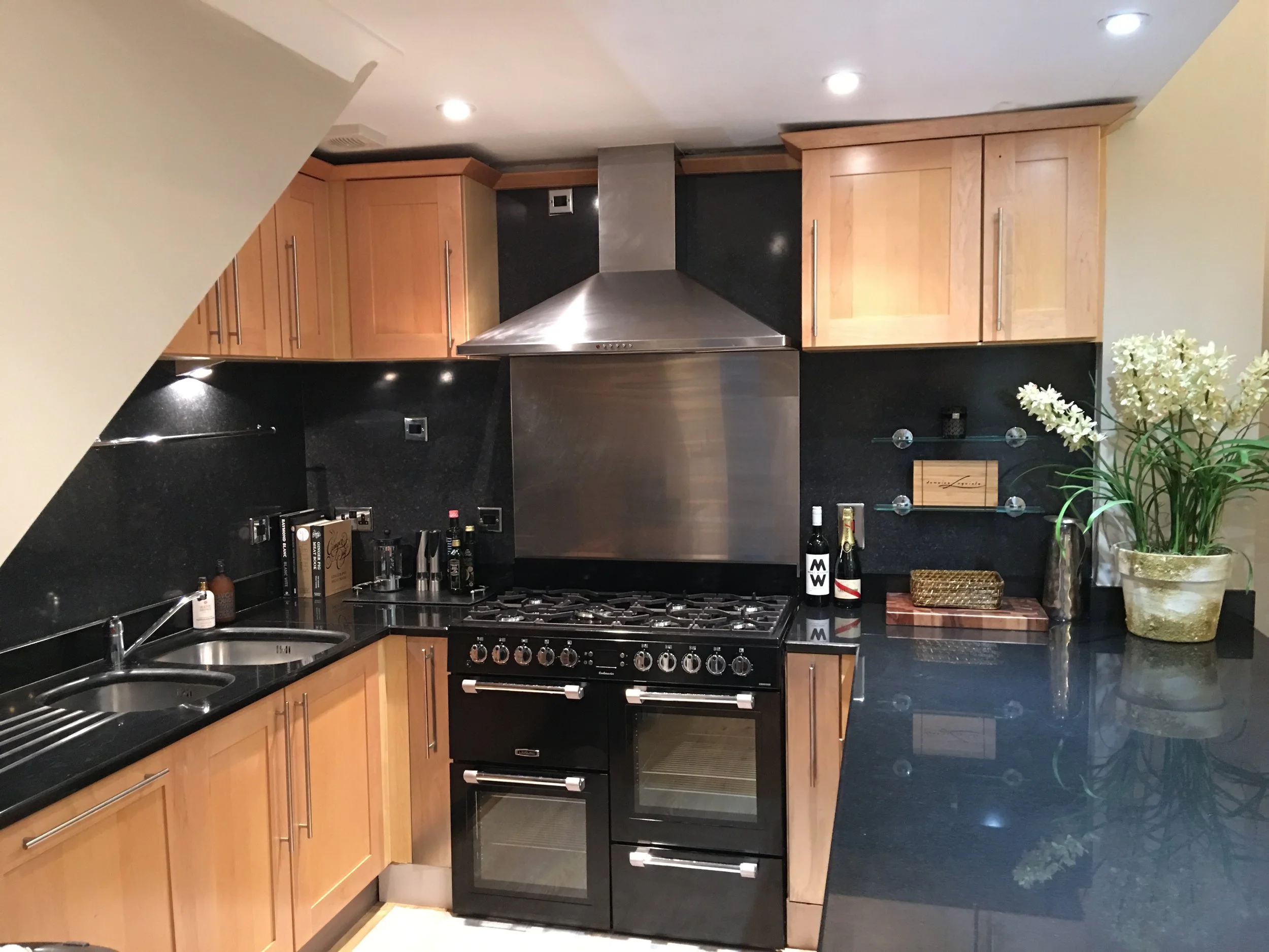 An image of the Float House.