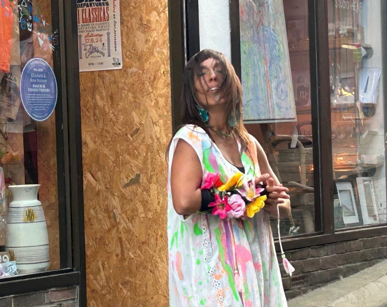street perfo.jpg