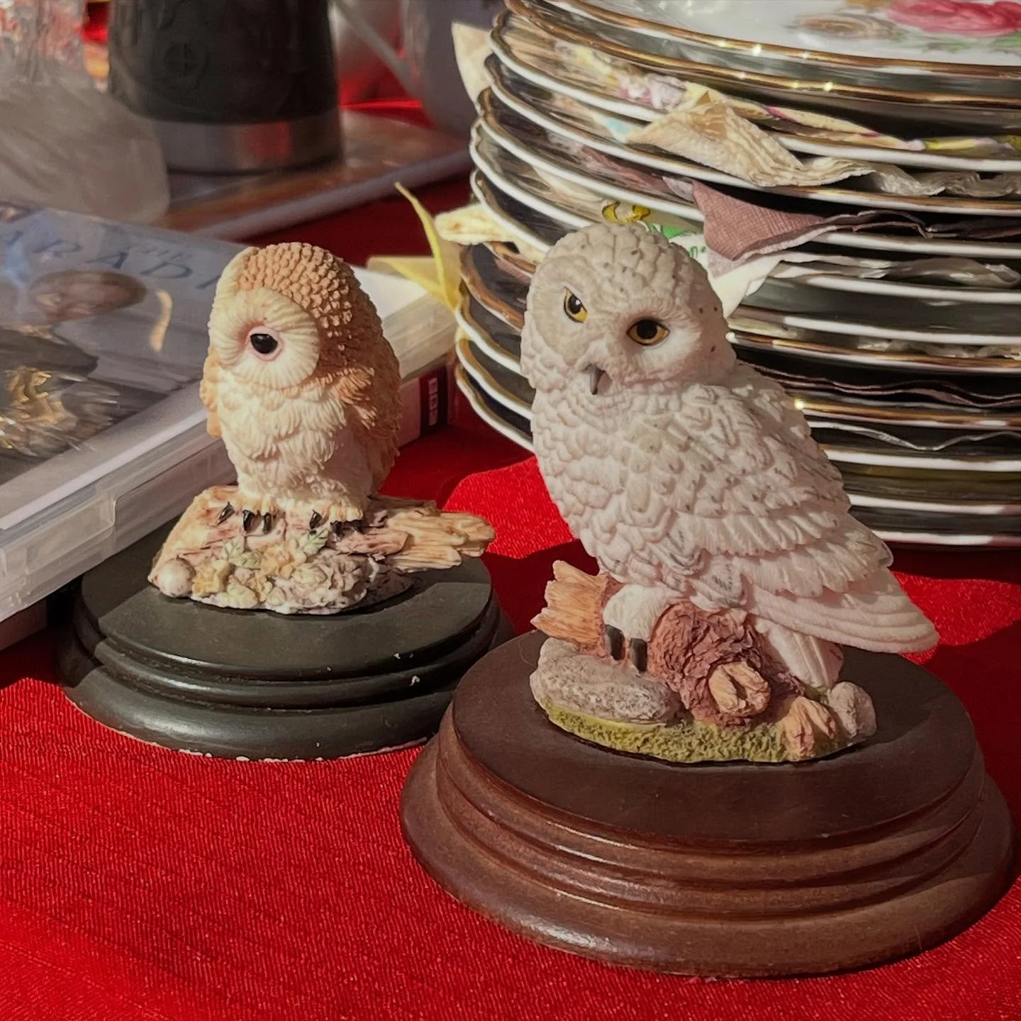 There is something undeniably inspiring about flea markets 🕰️