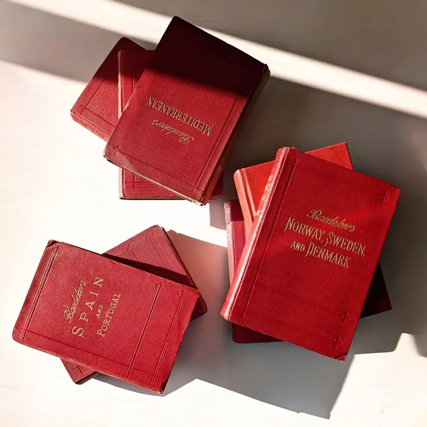 Baedeker travel guides &hearts;️ including some rare ones. My eBay inventory is now at 60/100 slowing building it back up. #travelbooks