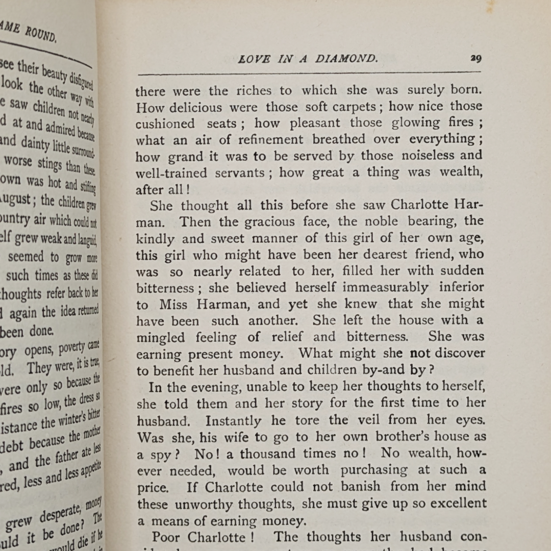 Decorative vintage books (6).png