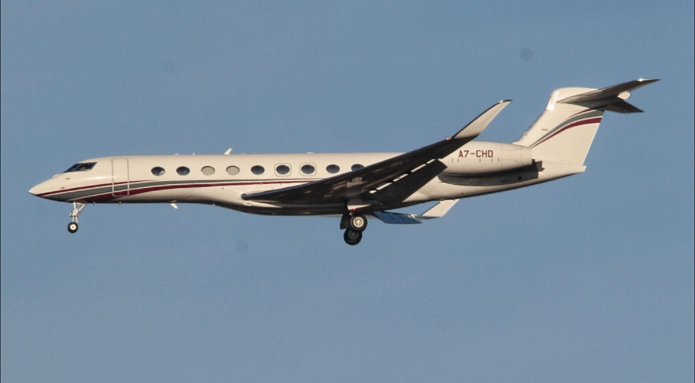 Gulfstream Business Jet Landing at Farnborough