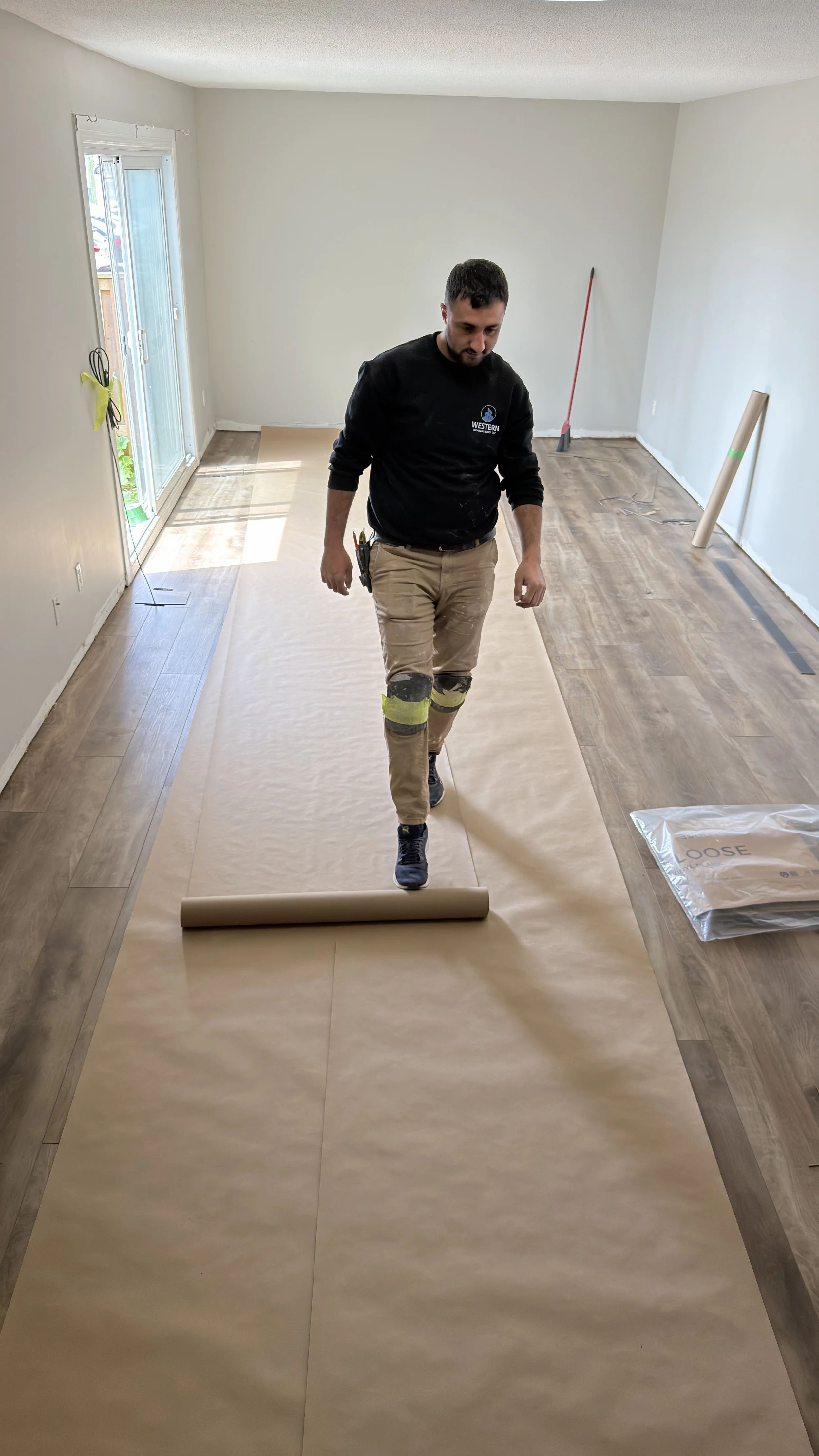 london-ontario-glue-down-flooring-installation-46.jpeg