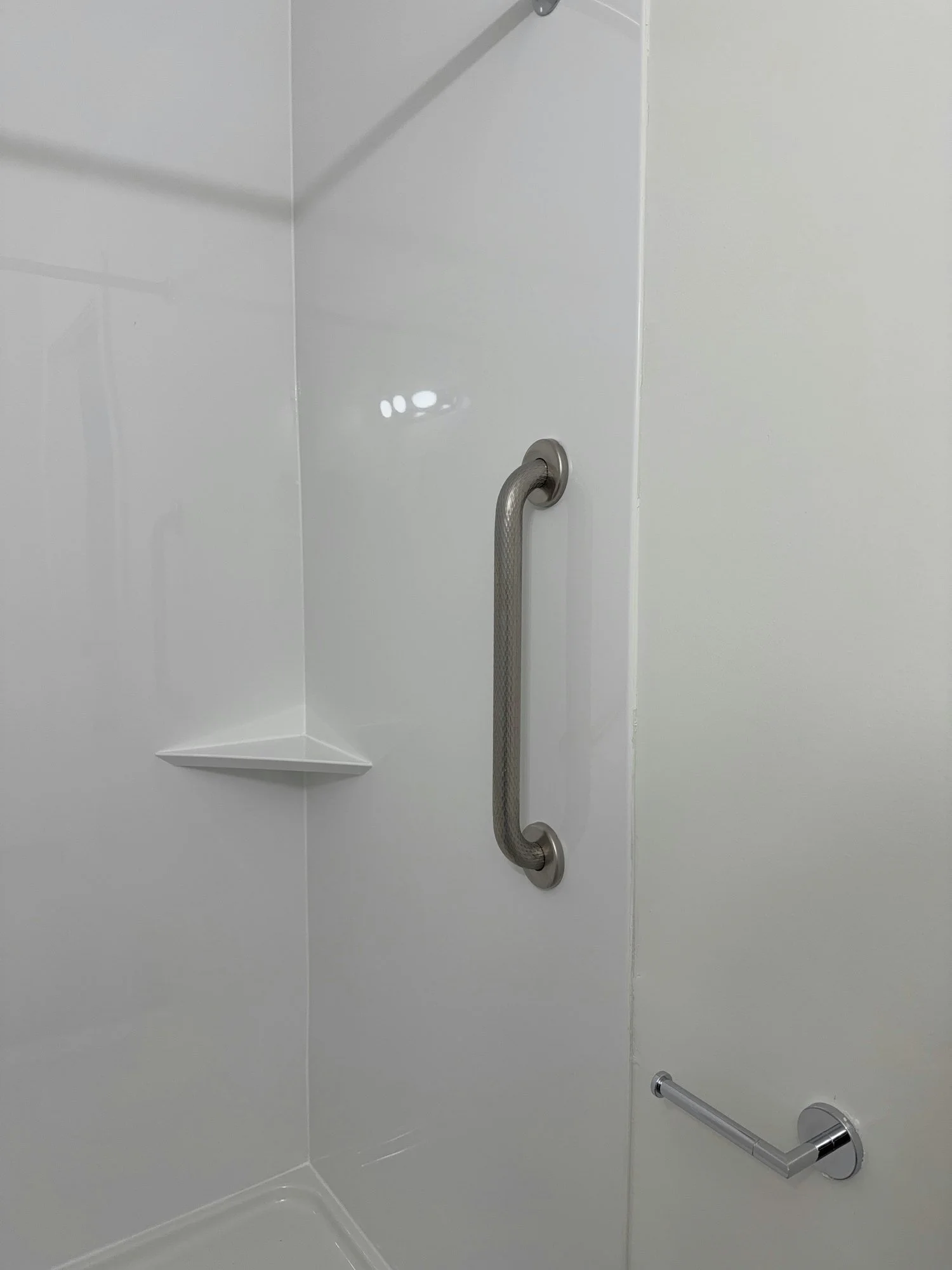 accessible-shower-grab-bar-corner-shelf-london-ontario-01.jpg