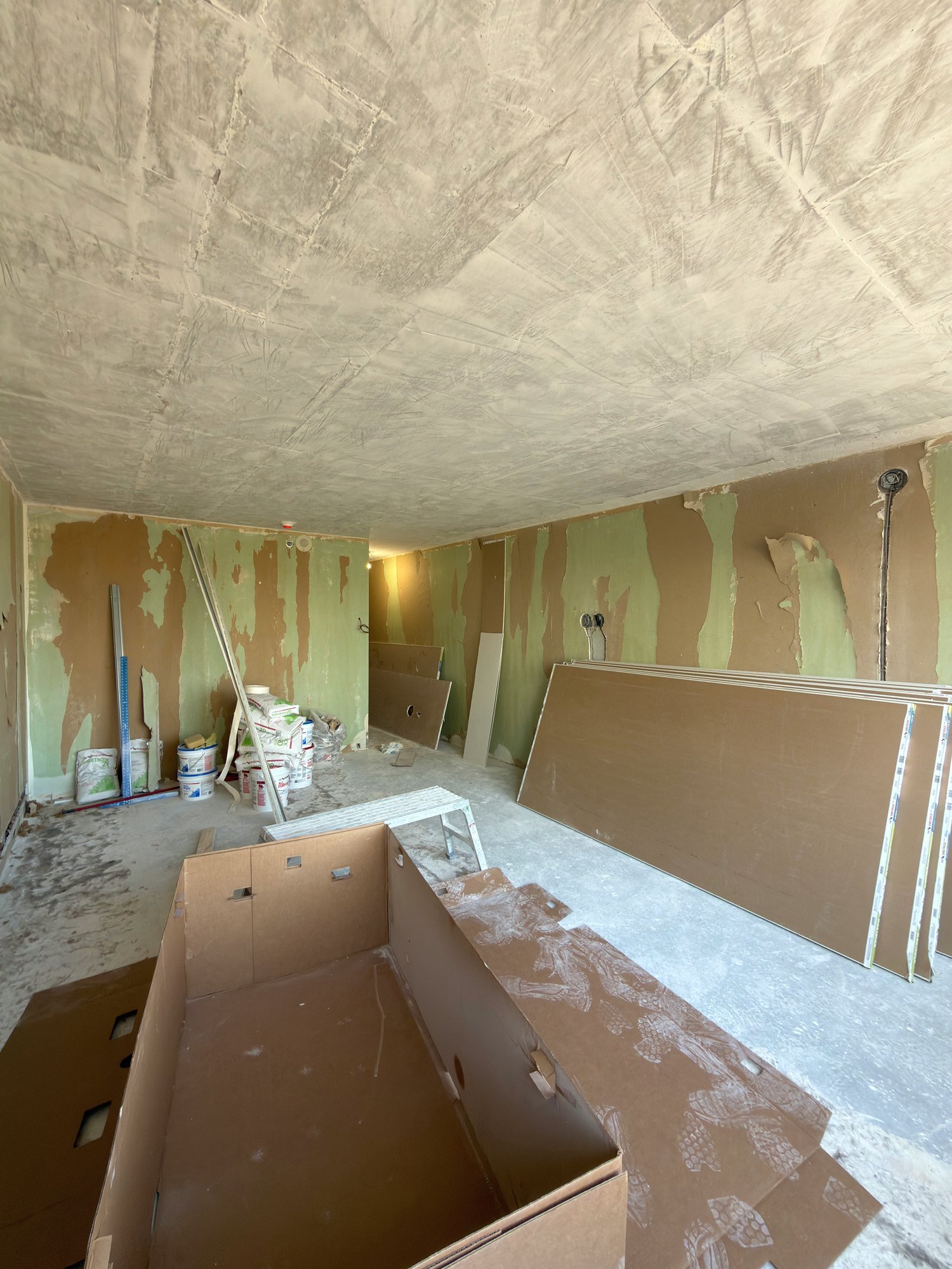 gutted-apartment-stripped-walls-drywall-sheets-london-ontario-01.jpg