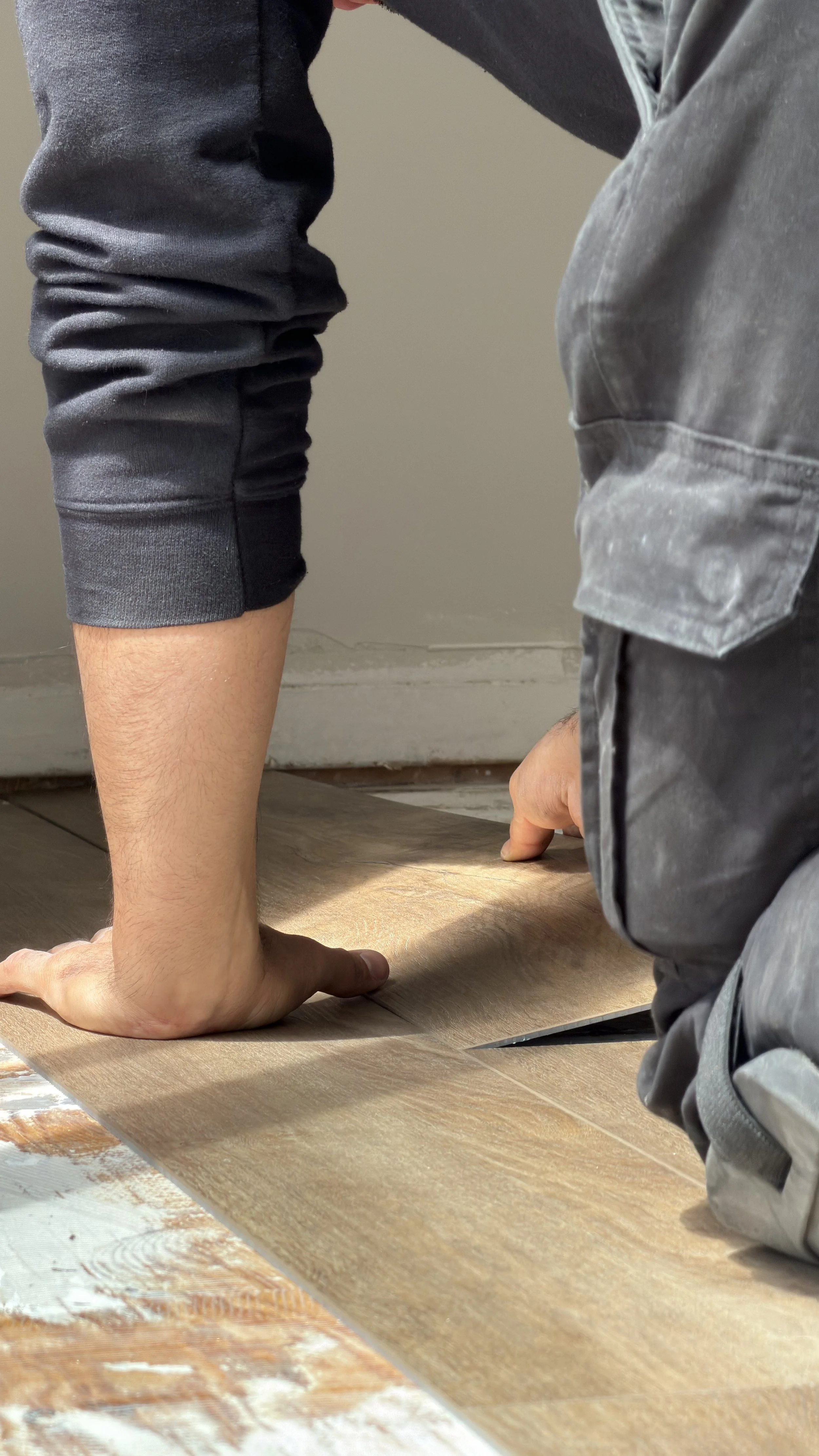 london-ontario-glue-down-flooring-installation-40.jpeg