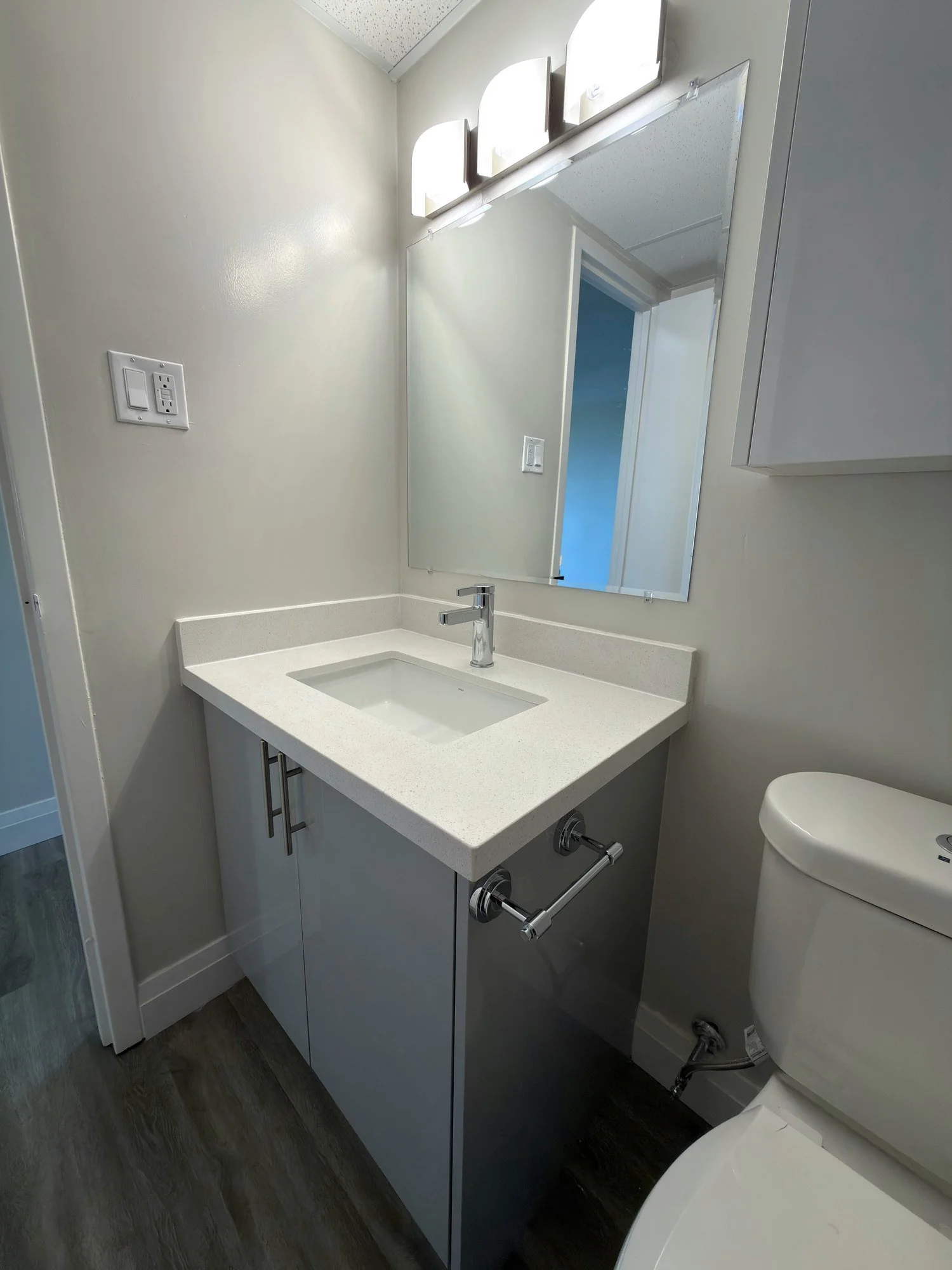 new-bathroom-gray-vanity-toilet-light-fixture-london-ontario-01.jpg