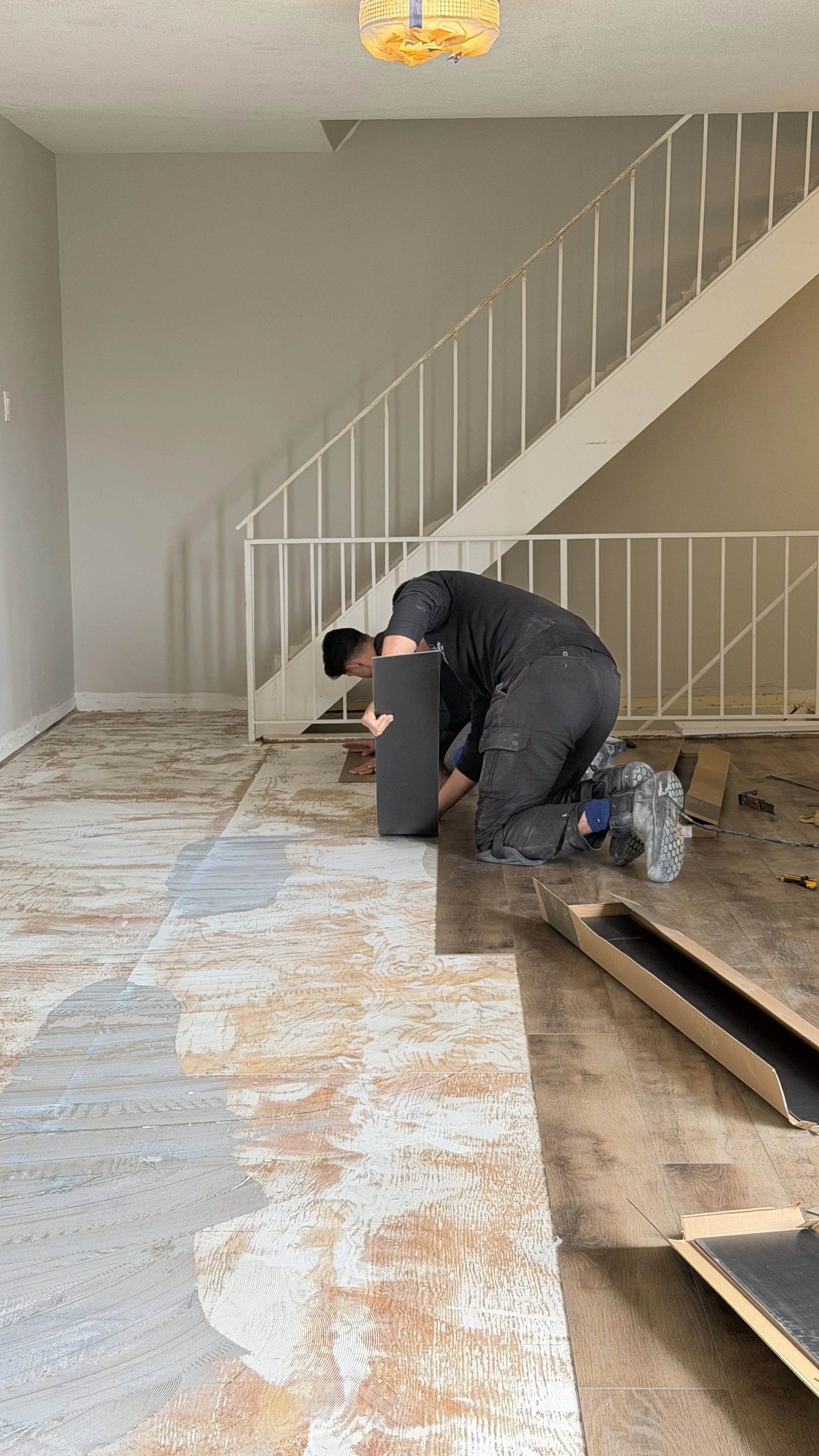 london-ontario-glue-down-flooring-installation-41.jpeg