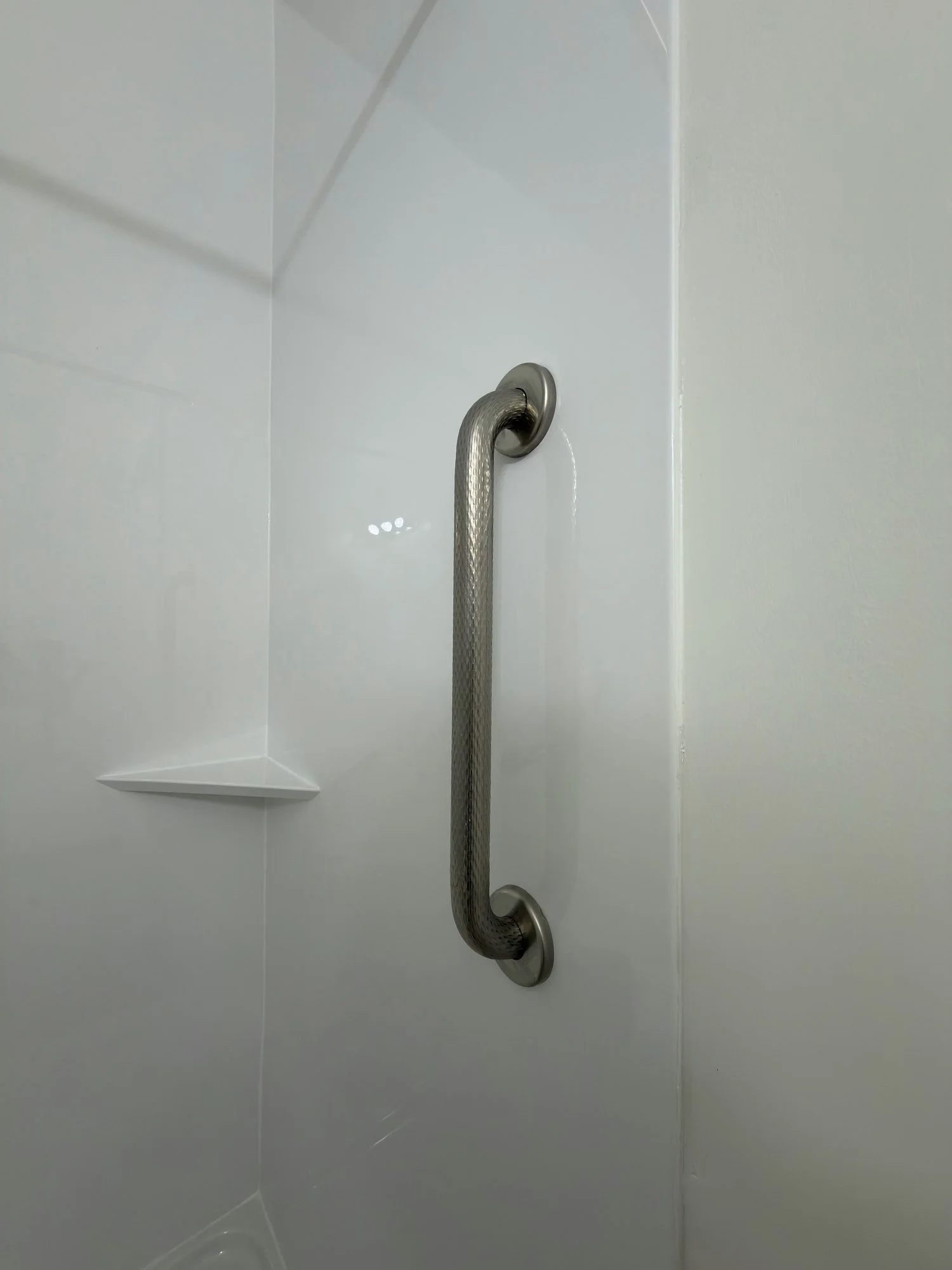 bathroom-grab-bar-london-ontario-01.jpg