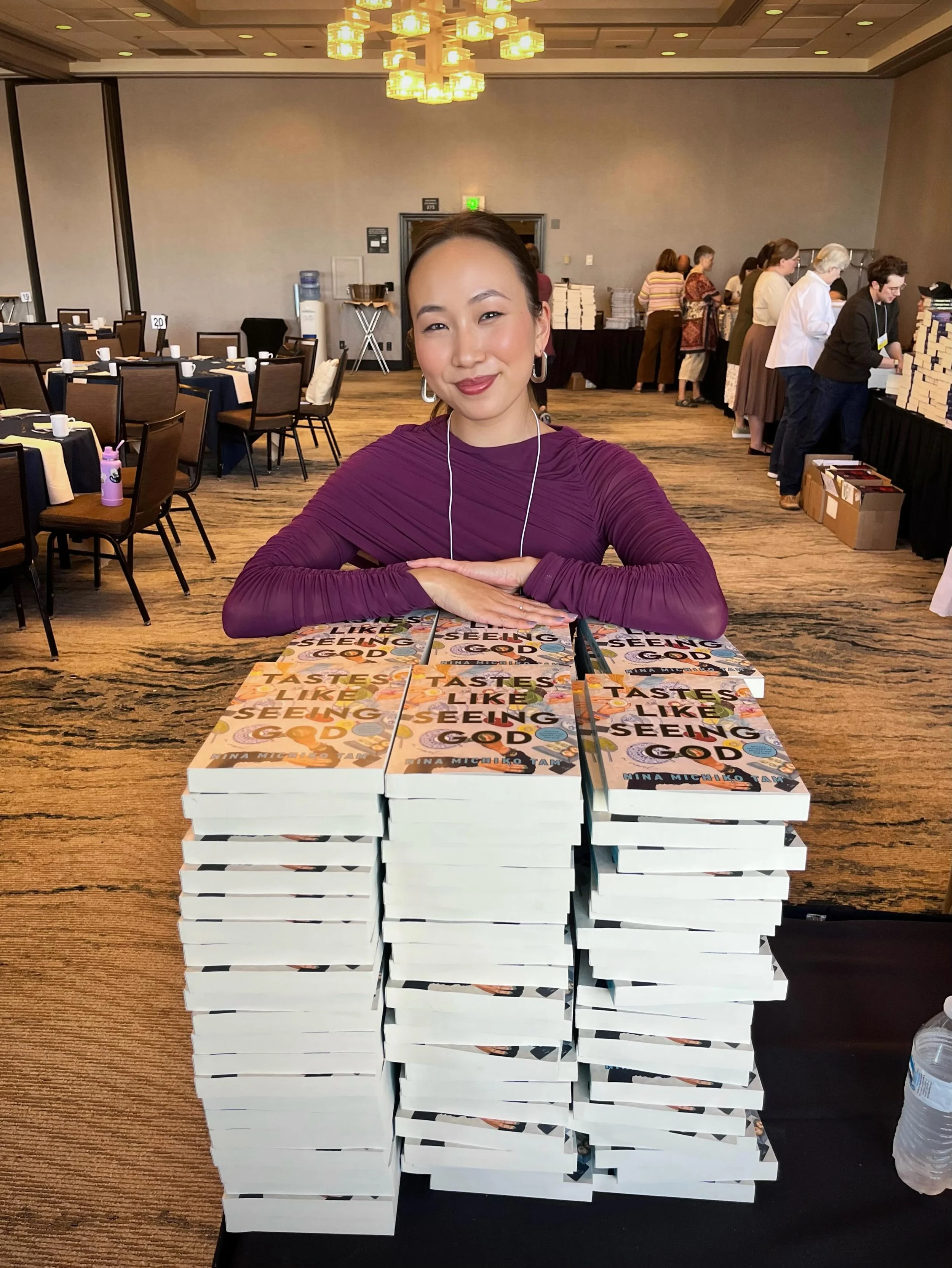 Had the best time at the @pacificnwbooksellers talking to the most wonderful booksellers and librarians, the real book lovers!!!