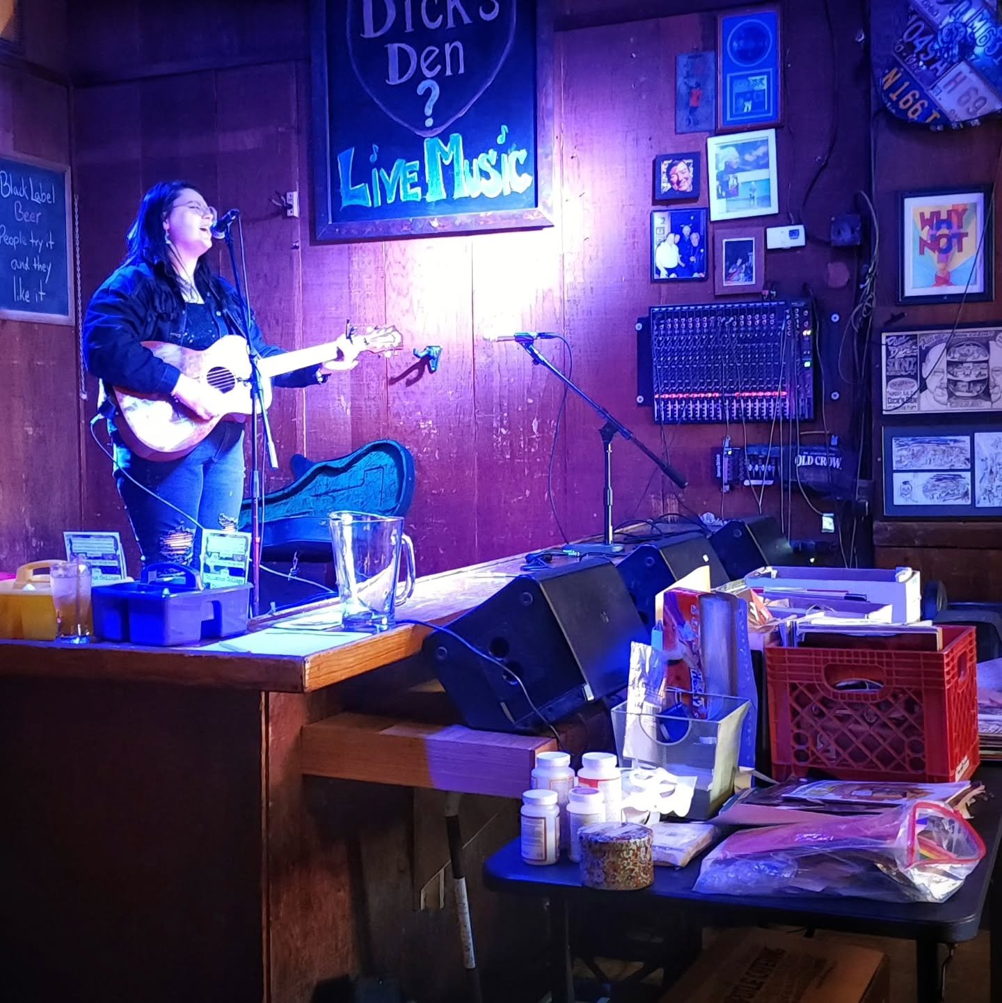 Thank you so much @moveyourmusicforward and @theoneandonlydicksden for an incredible evening of music and art! We love you! 💖🎶✂️🎶💖

Our next collage party is our May Day Collage Party at Wild Cat on May 1st! Register at columbuscollagecollective.