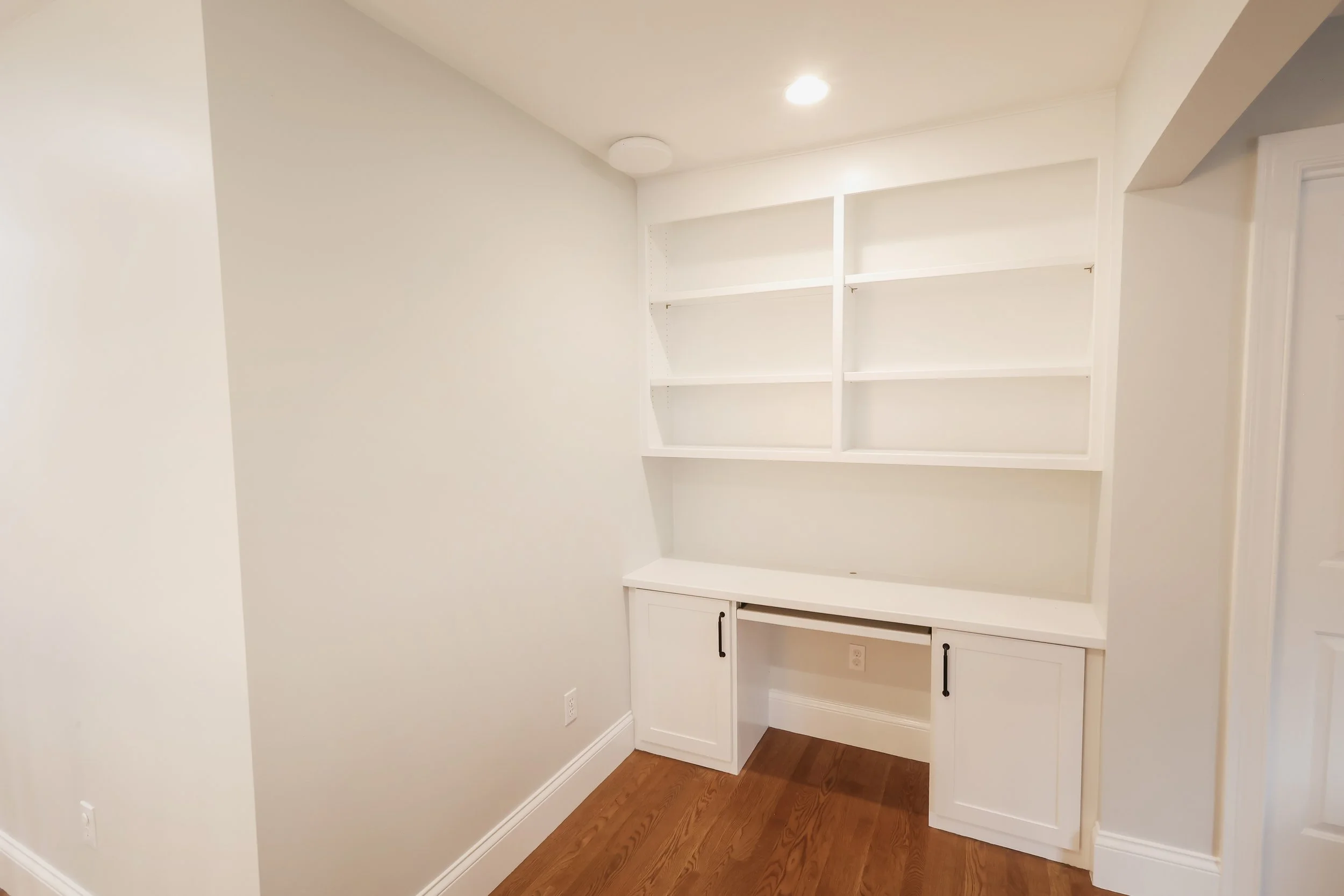 10 Ministerial Dr.00075.jpg