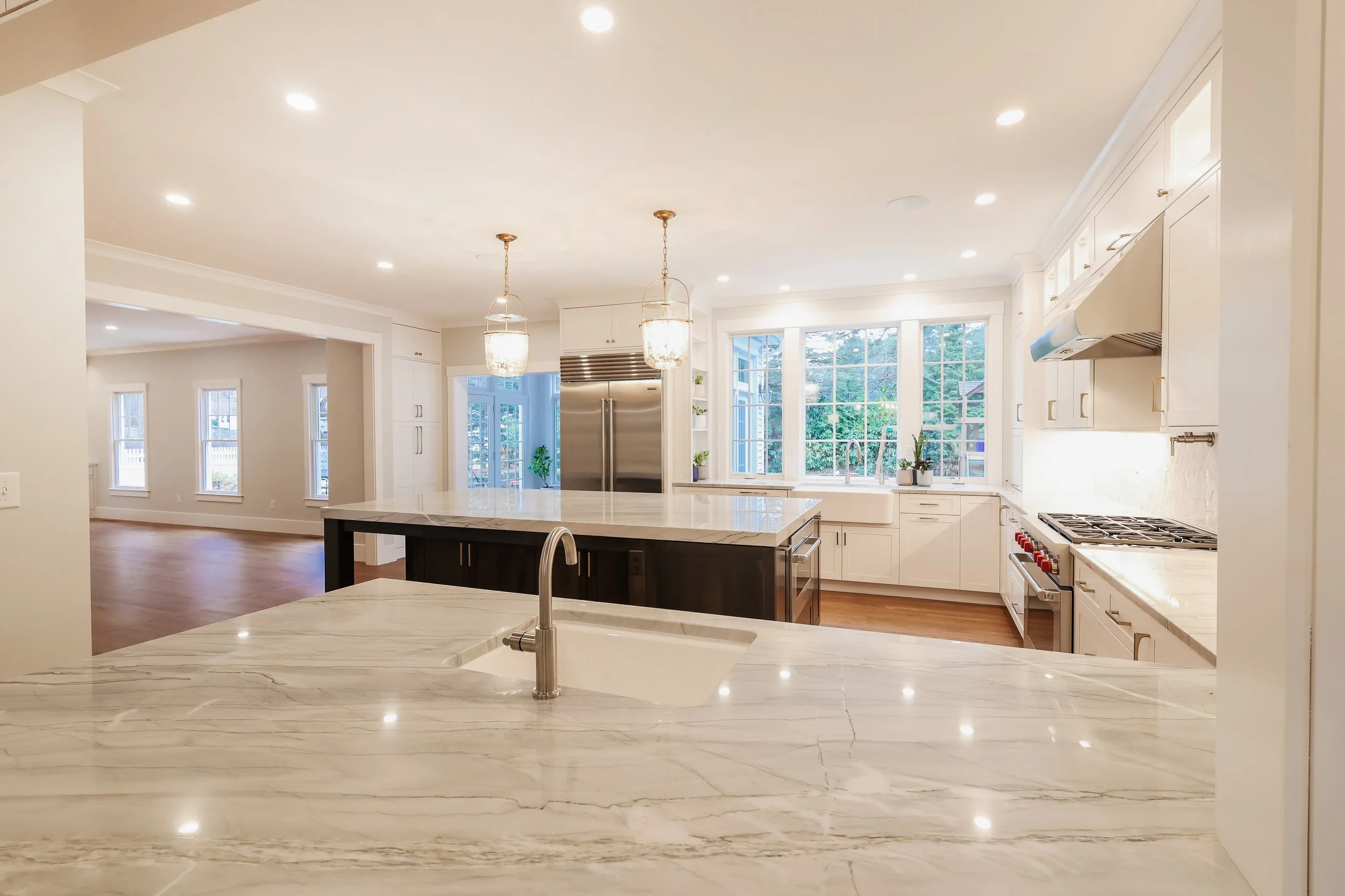 10 Ministerial Dr.00049.jpg