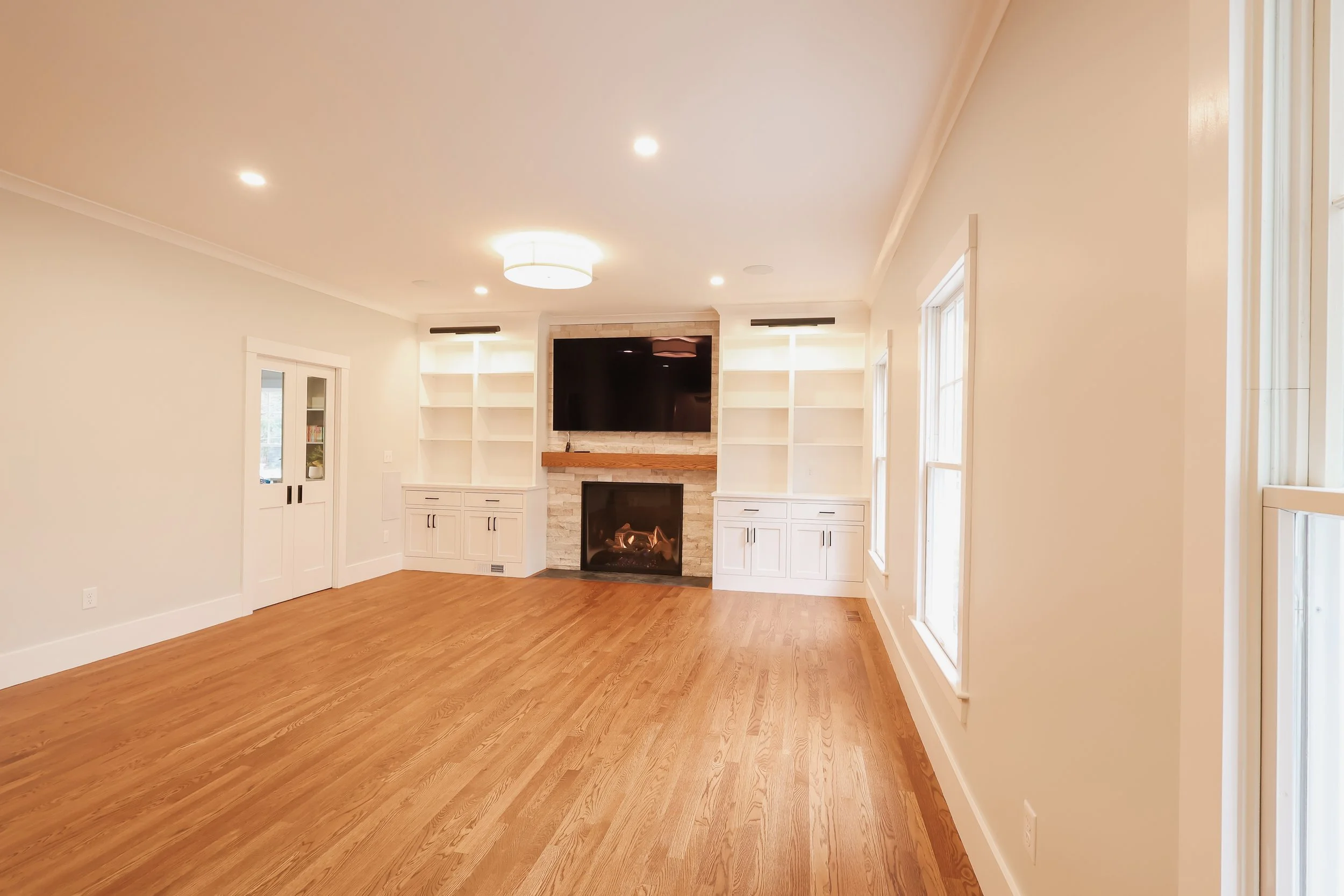 10 Ministerial Dr.00023.jpg