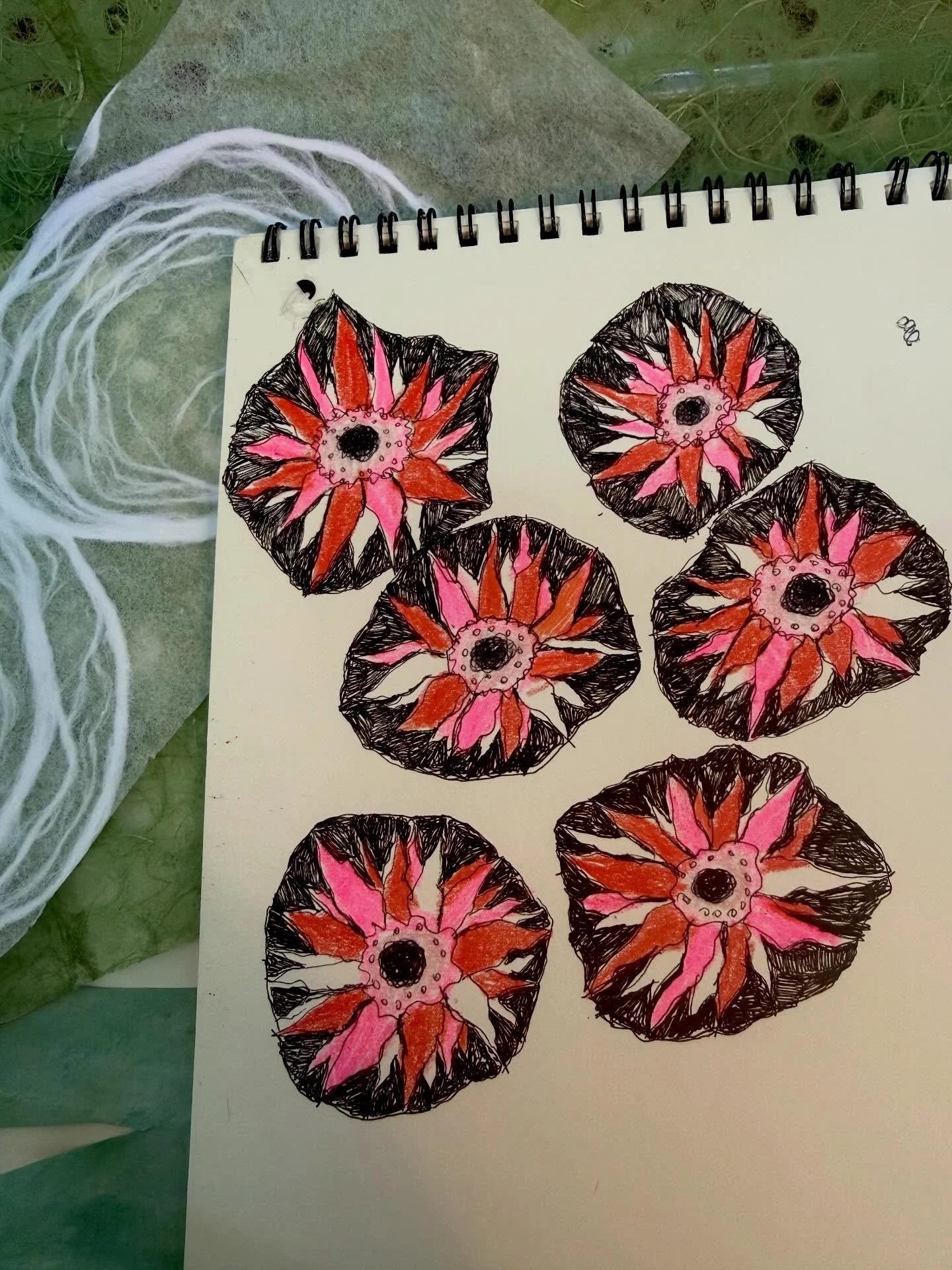 These flowers started from a wine cellar&rsquo;s vase and will end in a giant bumblebee&rsquo;s meadow. Happy springtime! 💕🌺❤️💕💚🌸🌼