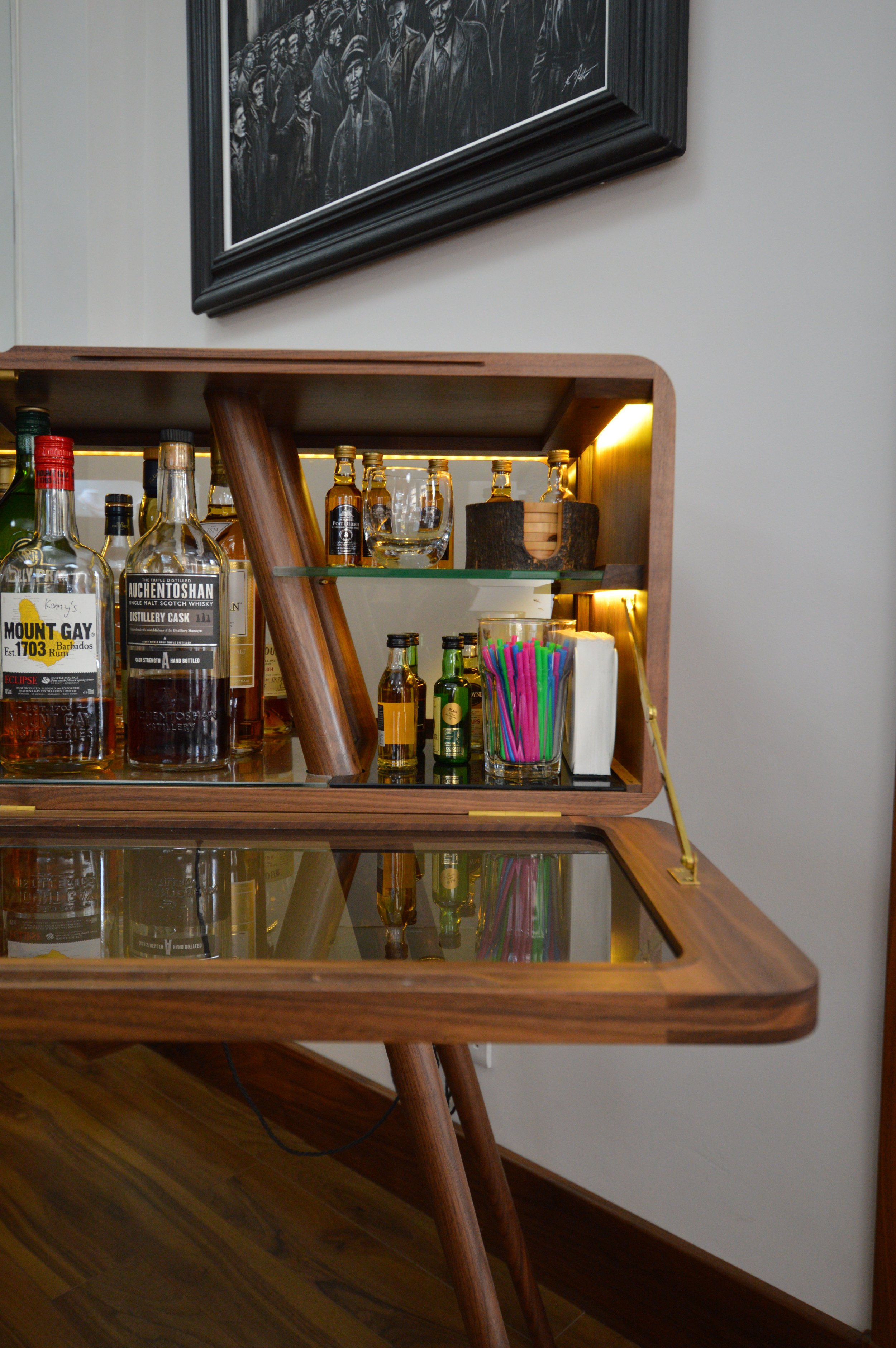 Blair and sheridan drinks bar and cabinet6.jpg