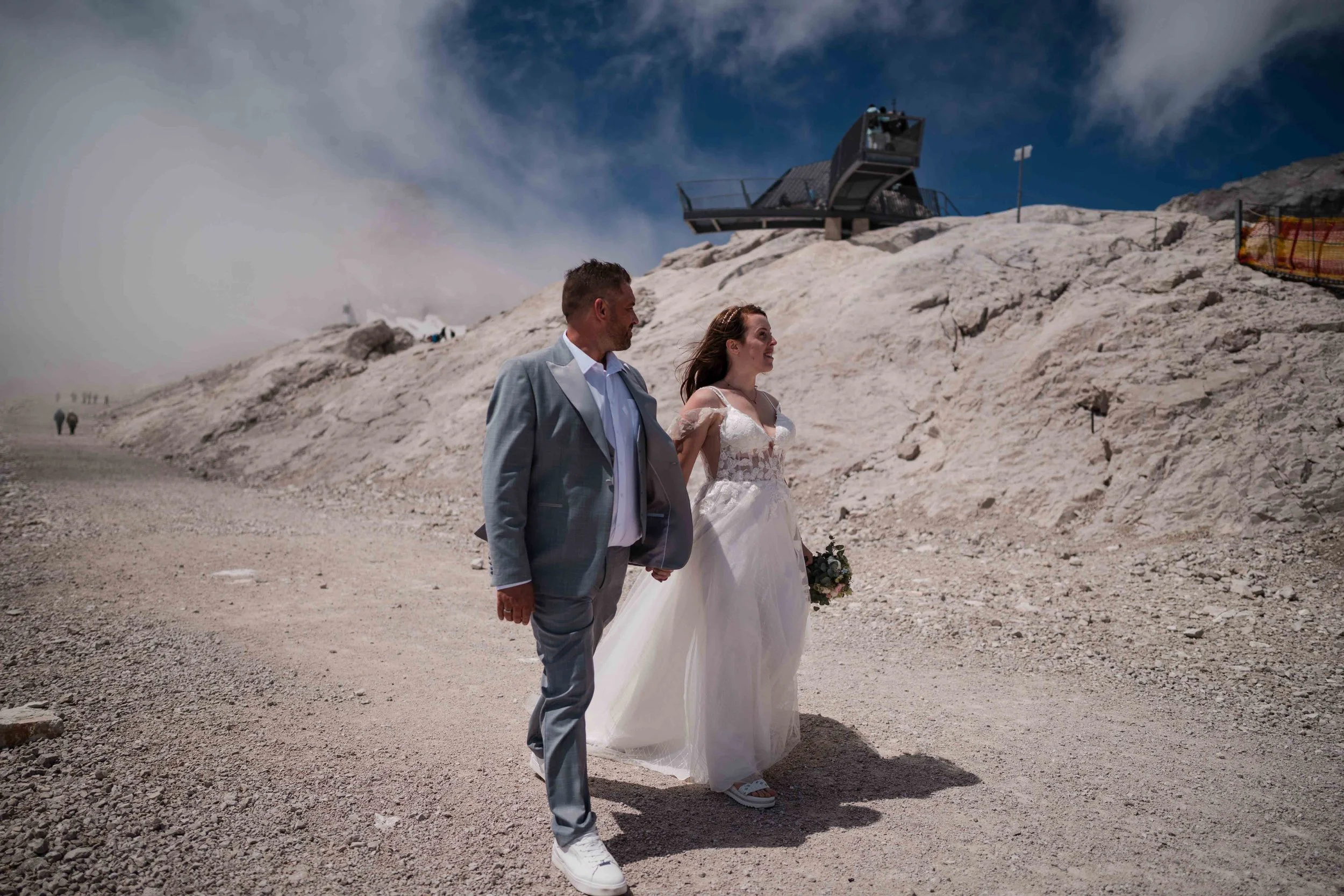 Hochzeitsfotograf Zugspitze – emotionale Paarportraits in den Bergen