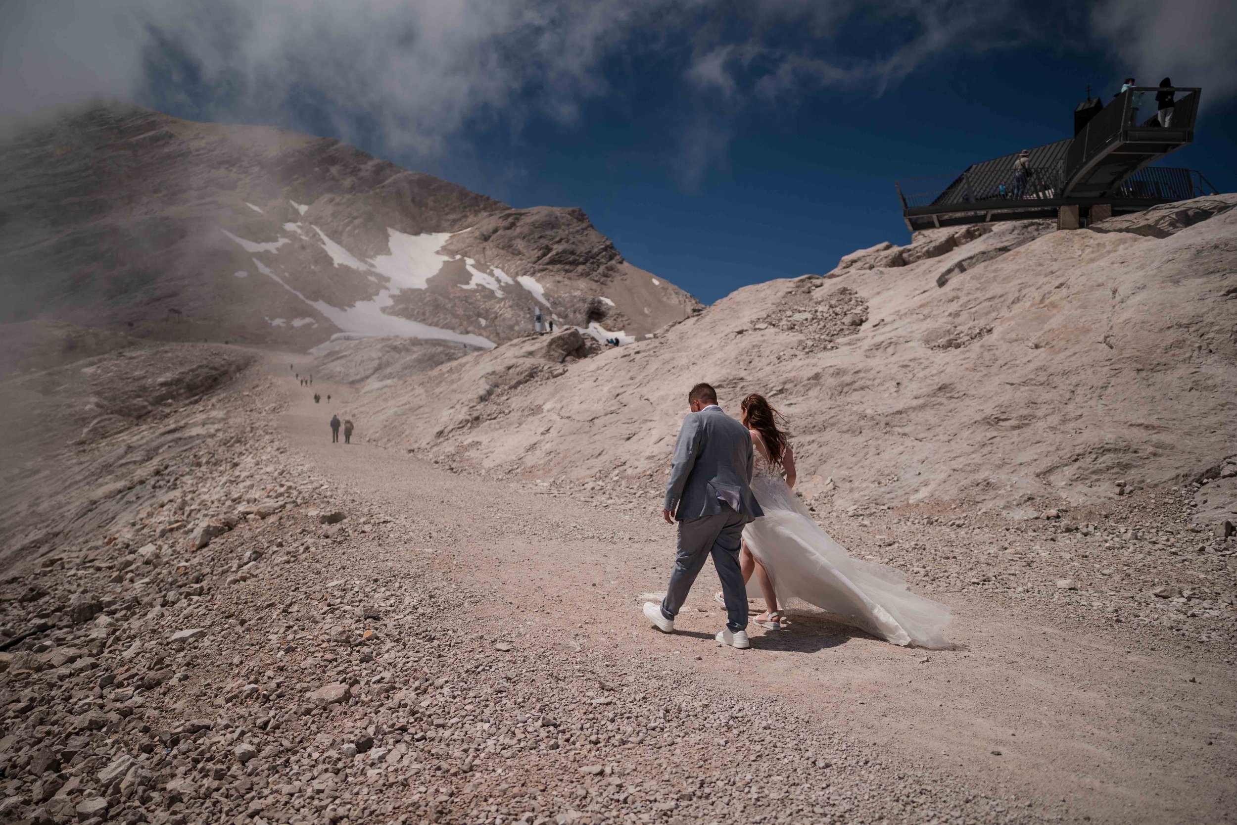 Hochzeitsfotograf Zugspitze – emotionale Paarportraits in den Bergen