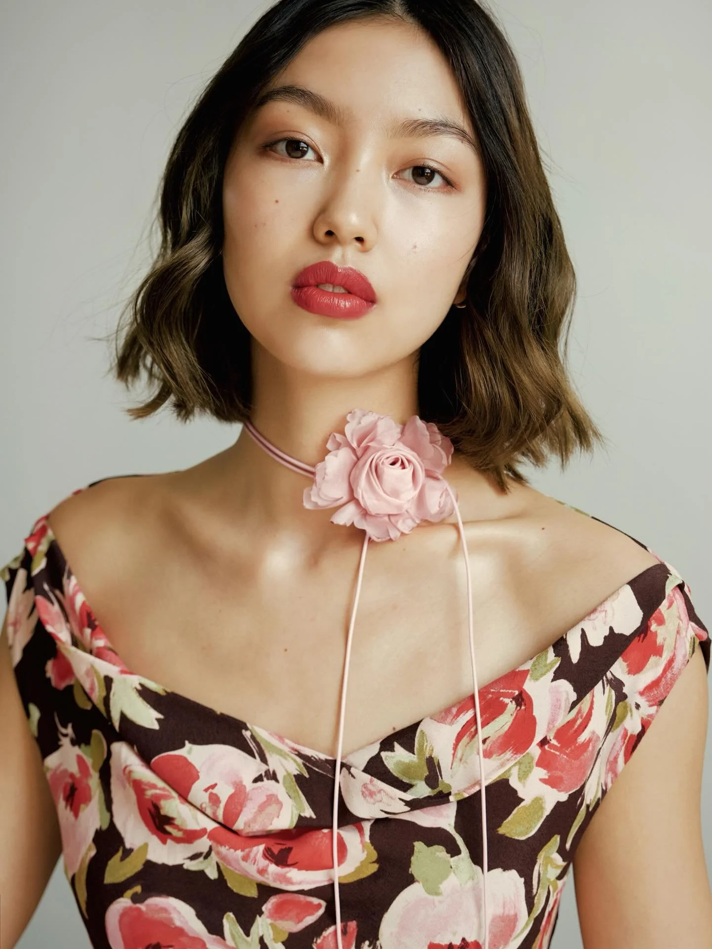 THAO🩷 @thaoly.ph 
Photographer: @studiokuznetsova 
MA: @scoutmodel1 

Make-Up/Hair by me

#makeup #makeuplooks #makeupartist #colourful #shooting #photography #differentlooks #hair #wavyhair