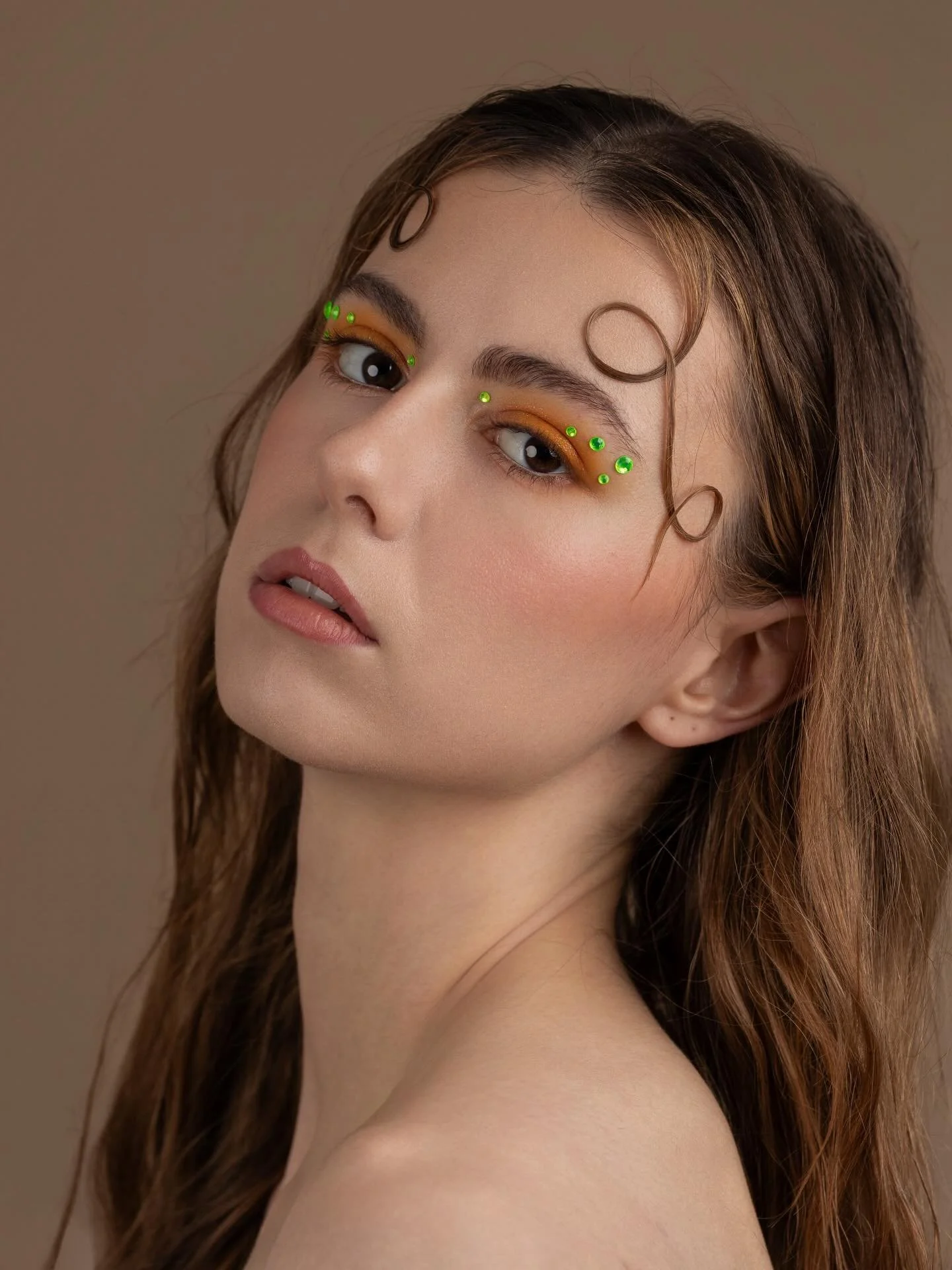 💚🧡💚🧡

Model: @annaratayczak 
Photographer: @januspeople 

Make-Up / Hair by me

#shooting #makeup #hairstyle #creativelook #photography