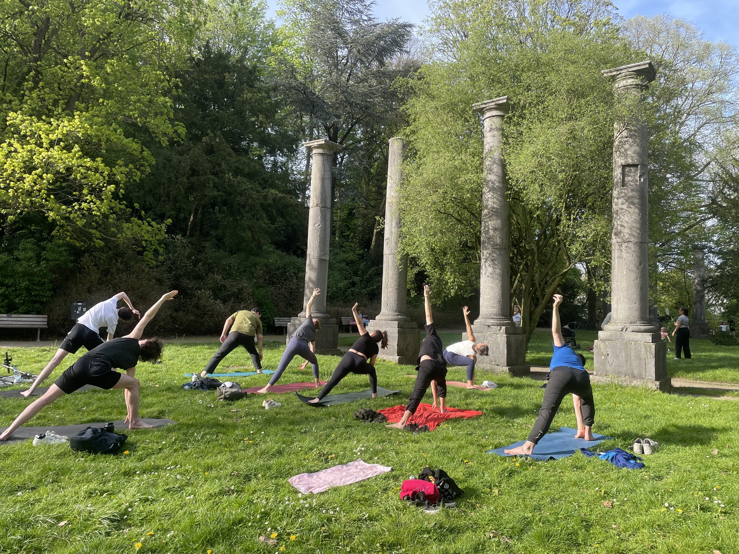 Yoga im Park