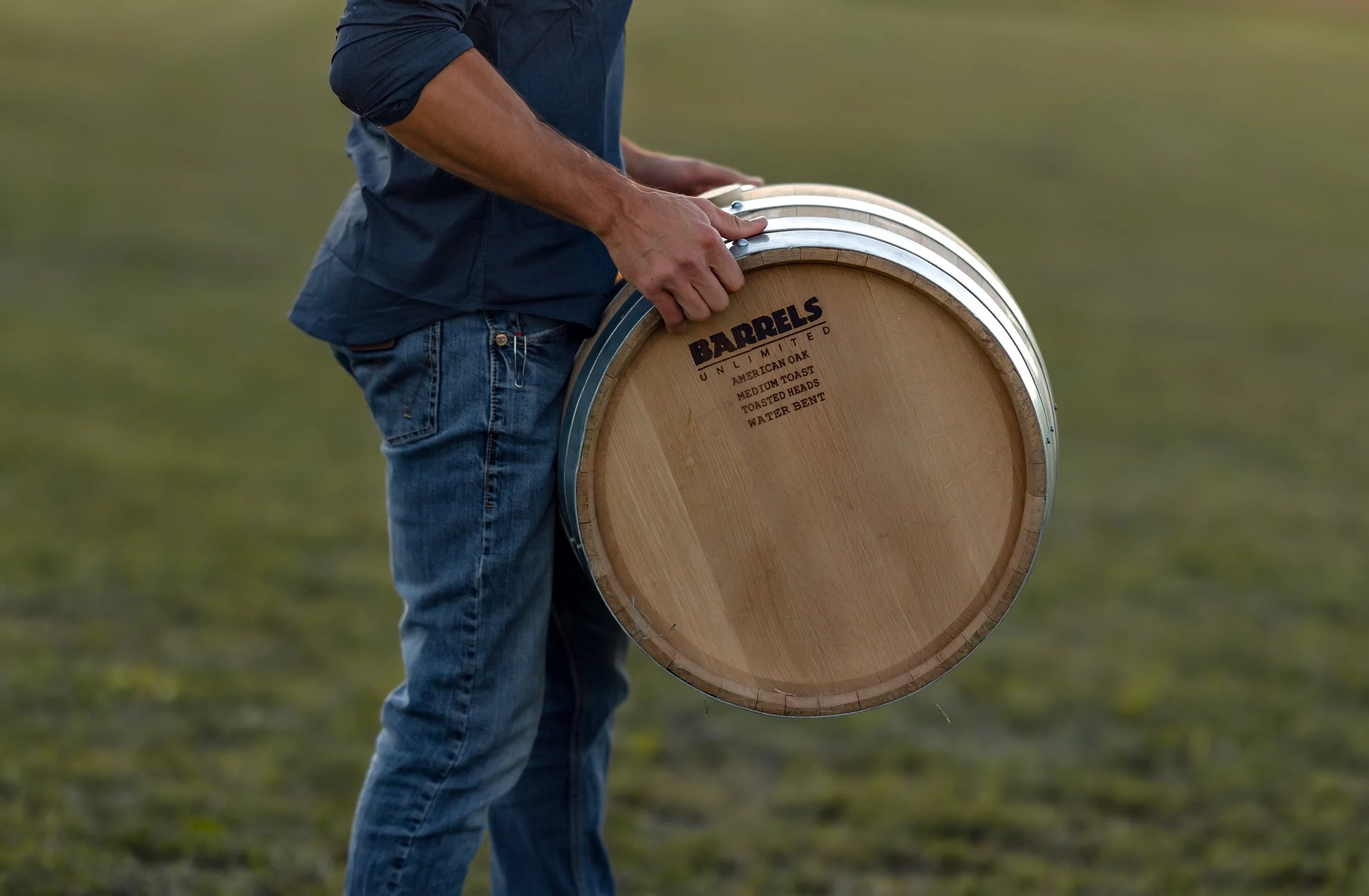 Customer testimonial for Winery 5280 in Loveland, Colorado praising private wine tasting experience, boutique Northern Colorado winery atmosphere, handcrafted Colorado-made Cabernet Sauvignon, Merlot, Red Blend and Sauvignon Blanc, and welcoming fami