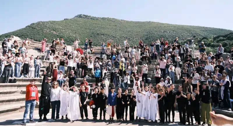 «Η Σπίθα» του Προμηθέα Δεσμώτη από είκοσι Κινέζους μαθητές στο Φεστιβάλ της Μεσσήνης