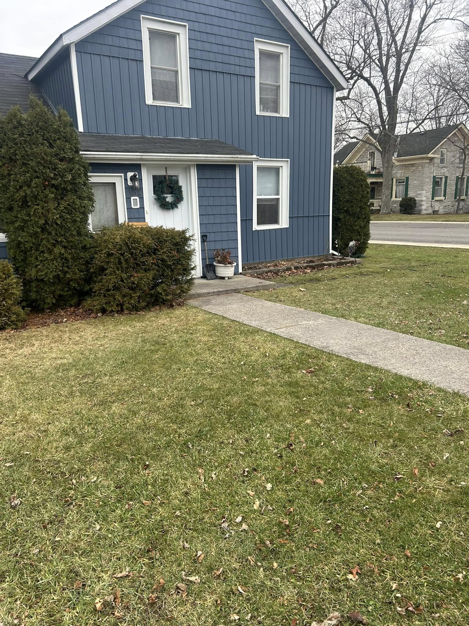 chris siding 3.jpg