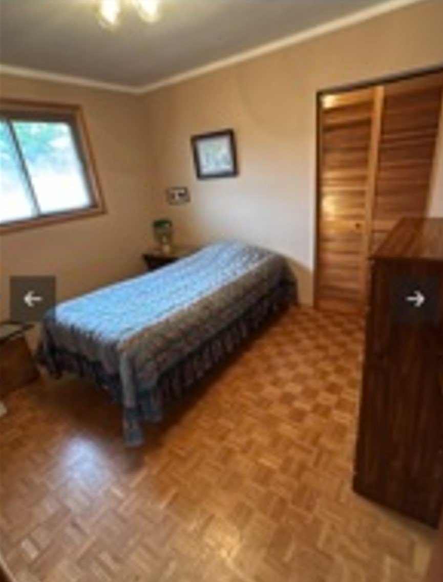 linda bedroom 2 before.jpg