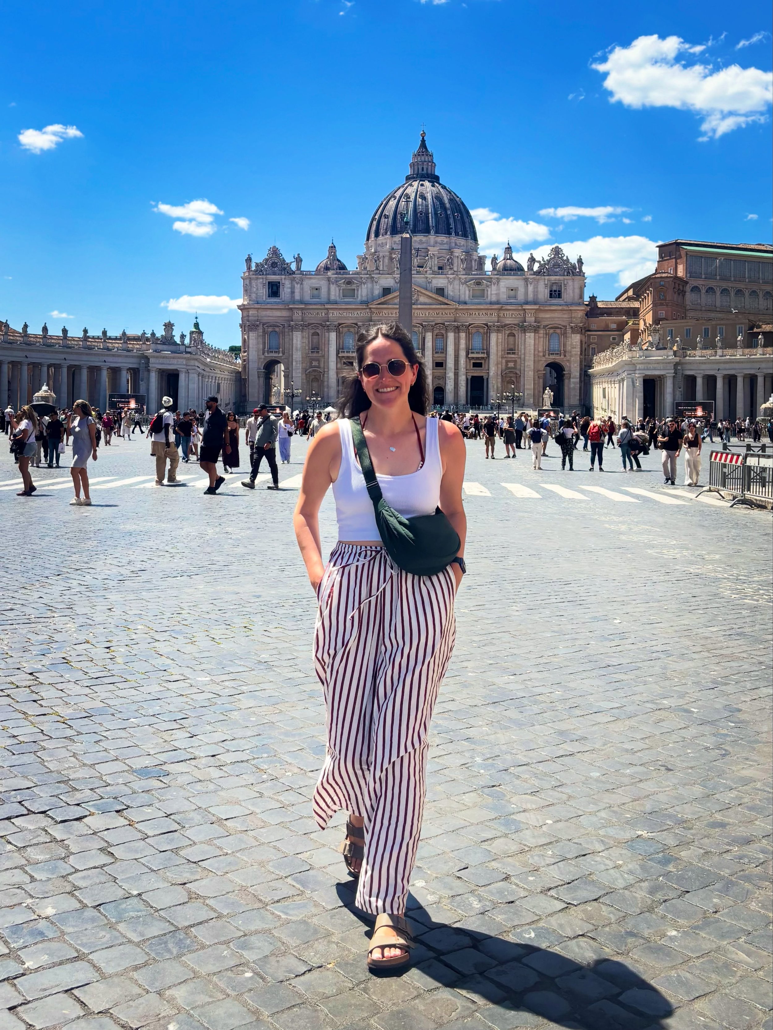 📍VATICAN CITY🇻🇦

A country I&rsquo;ve wanted to visit for so long, the smallest in the world. What better way to experience it than on my 34th birthday, ticking off my 34th country! 🌍

Starting the day wandering through the city, soaking up the s