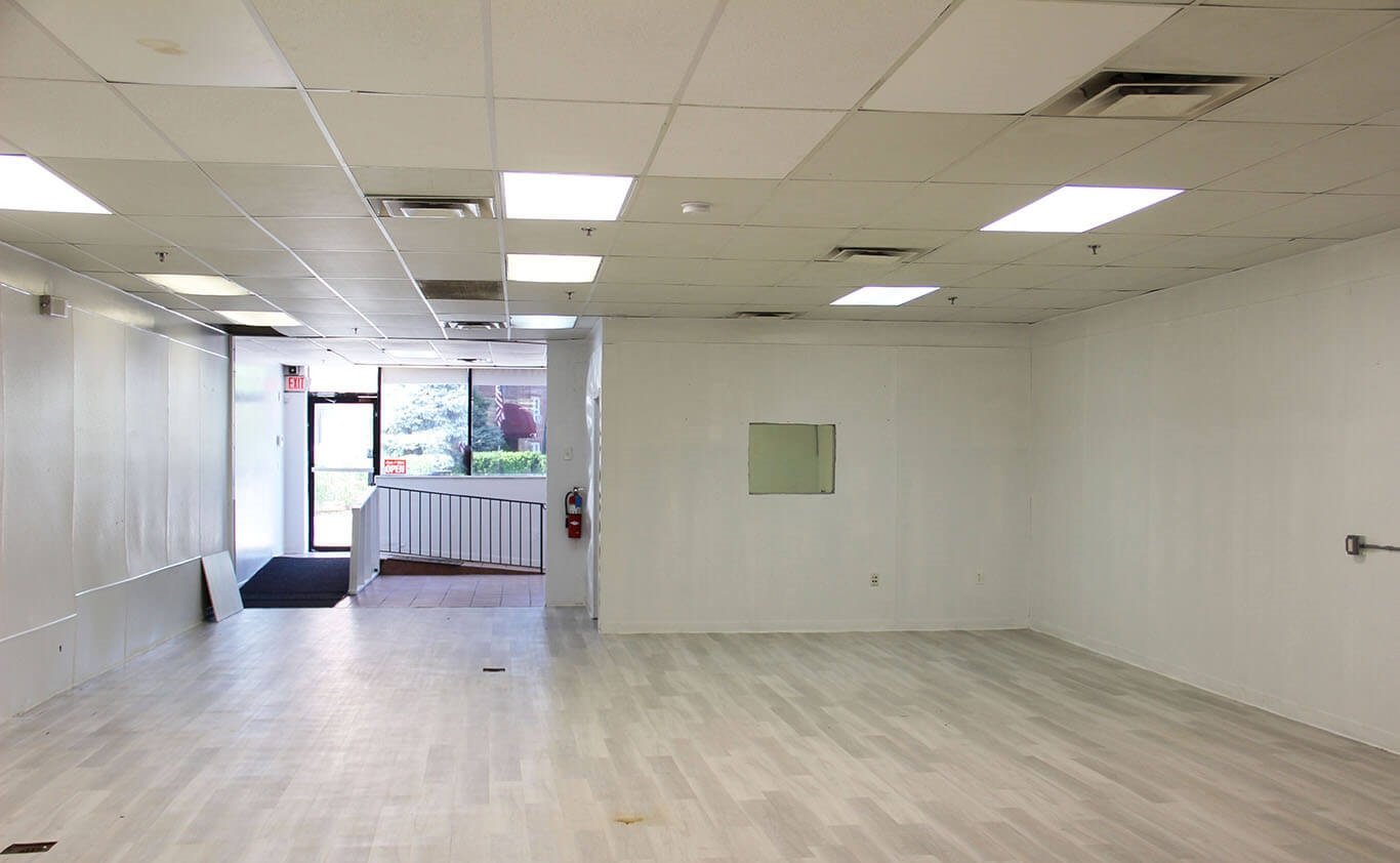 471-McLean-Avenue-Yonkers-Retail-for-Rent-Admiral-4.JPG