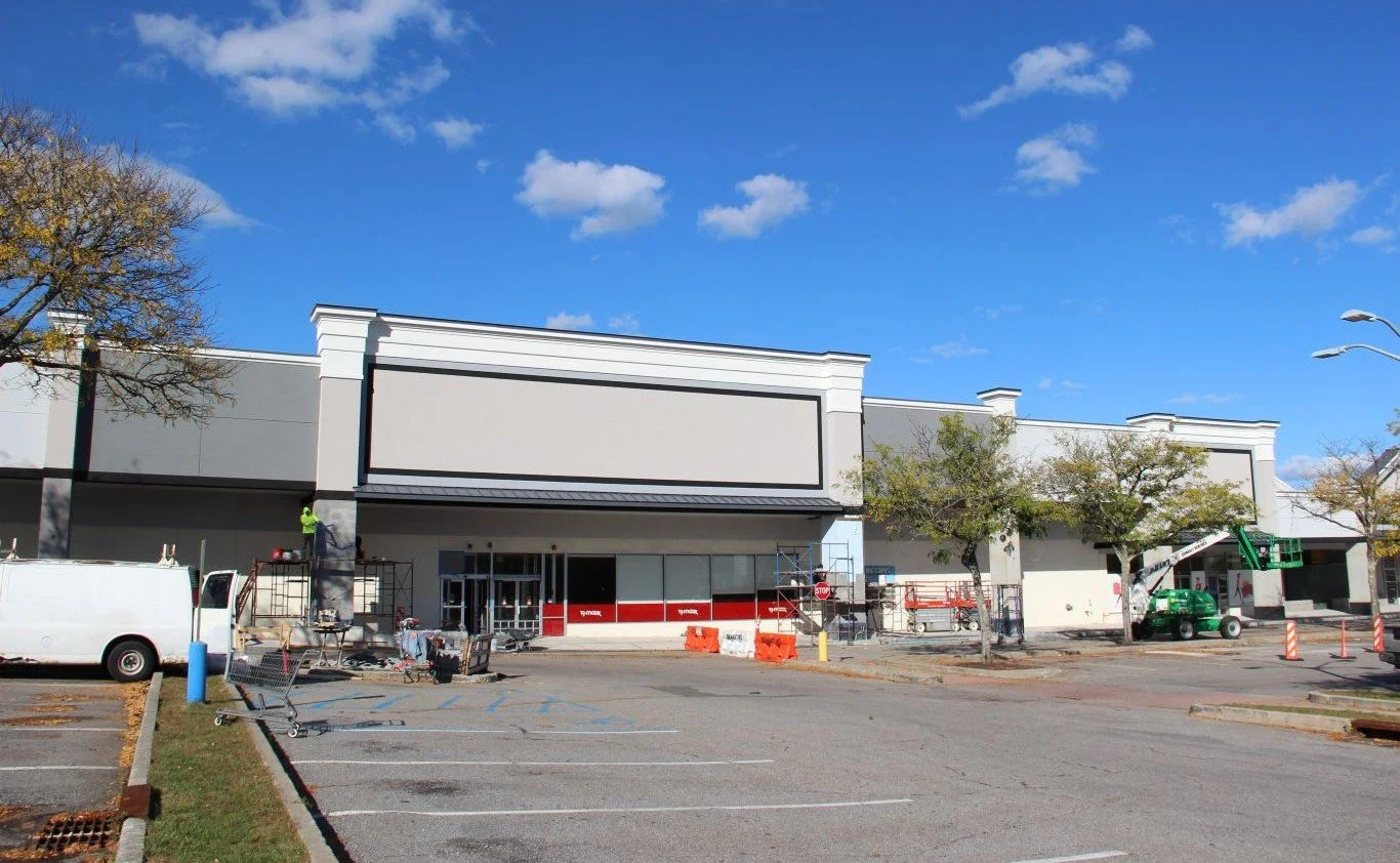10-Triangle-Center-Yorktown-Junior-Anchor-Store-Space-for-Rent-Admiral-M.JPG