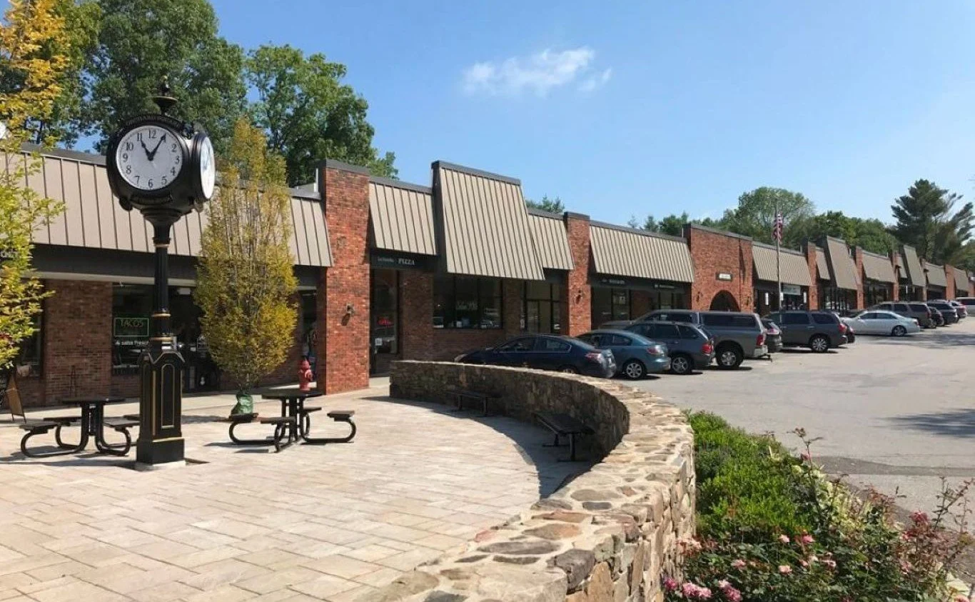 20 N Salem Rd Cross River Orchard Square Shopping Ctr Retail Store For Rent - Admiral 3