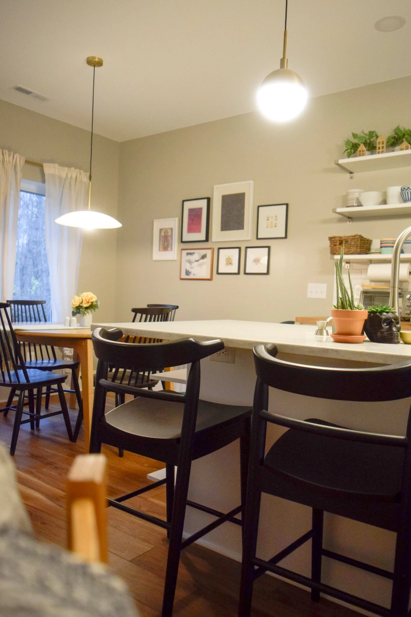 Cozy Rural Cottage Home-01.jpg