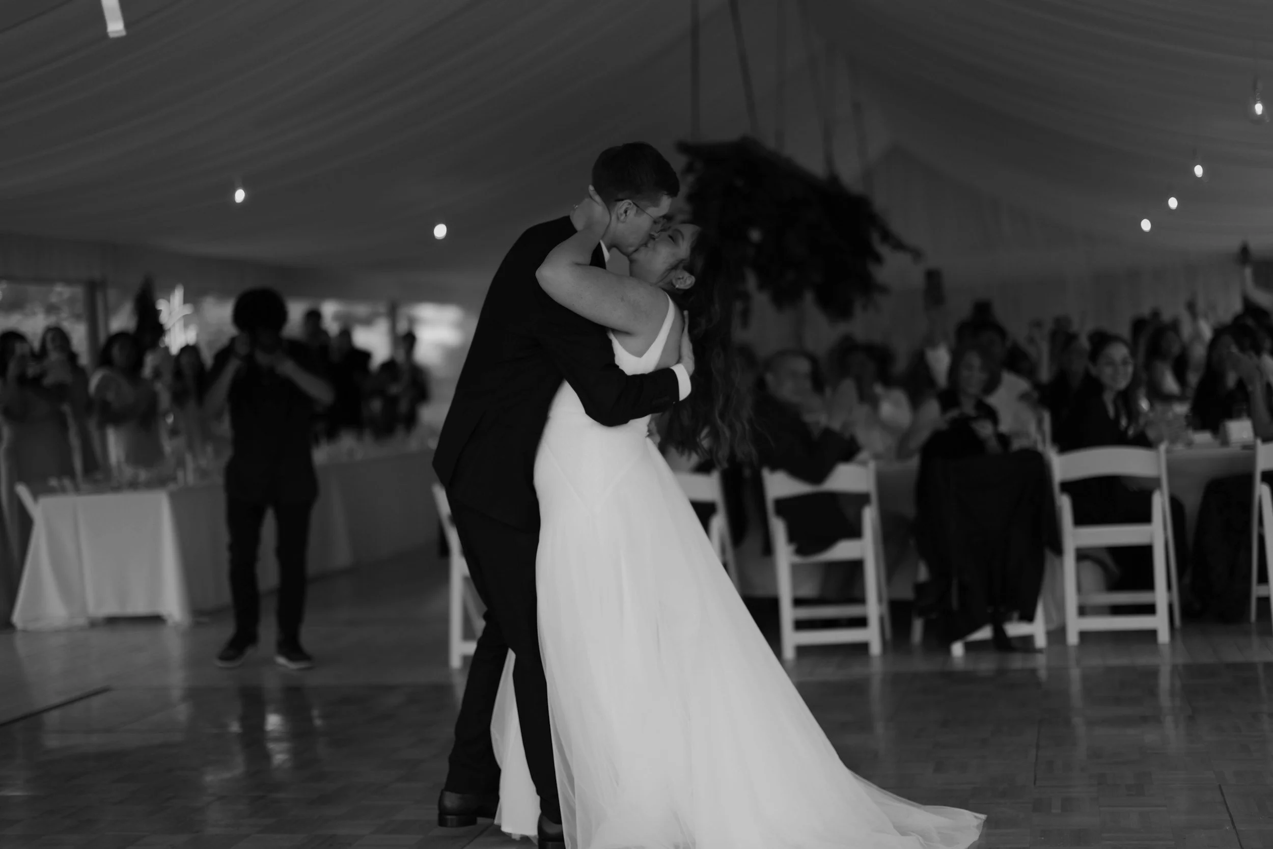 How Many Dance Lessons Do You Need Before Your Wedding?