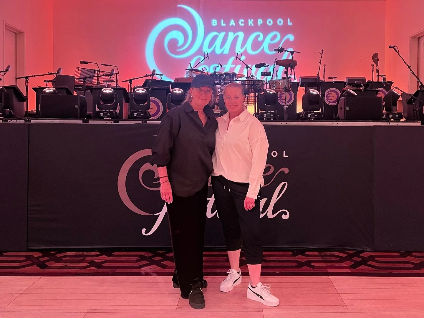 More from me at Blackpool! 📸
Today is Pro Latin, very exciting day in the Winter Gardens 🏟️🤗 Enjoying the atmosphere here so much #blackpool100🇬🇧❤️ #blackpool100years #blackpooldancefestival @blackpooldancefestivalofficial