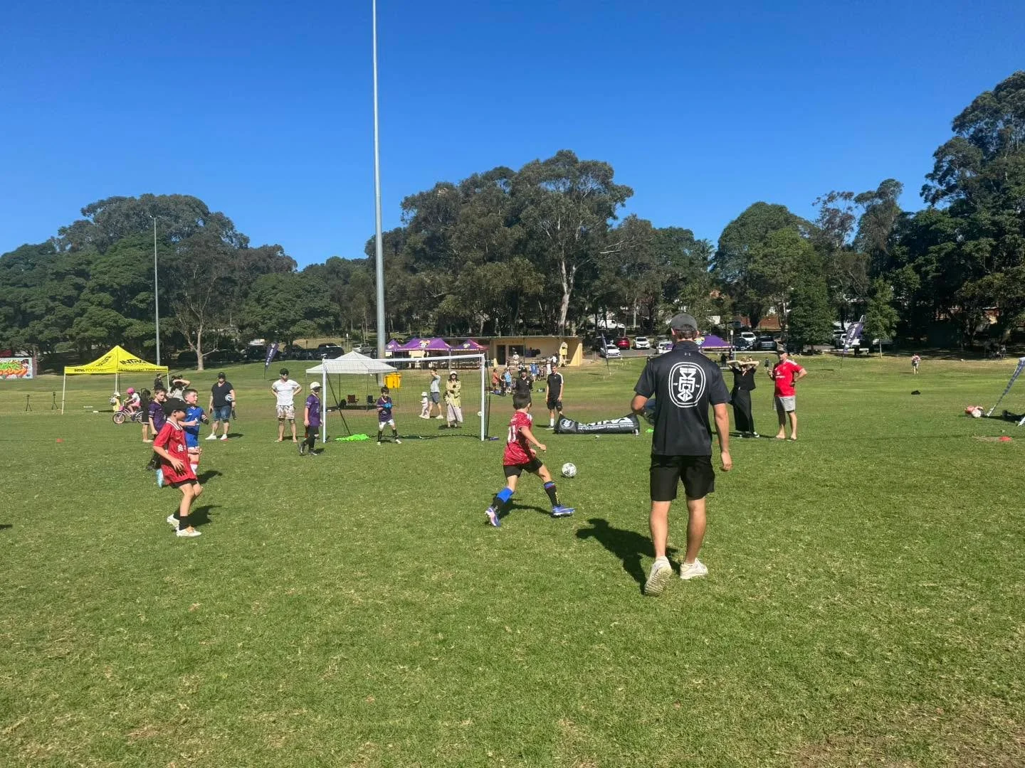⚽️💜 JUNIOR PRESENTATION DAY 💜⚽️

It&rsquo;s all about the kids today! 🙌

We&rsquo;ve teamed up with INTRA Football Academy who are facilitating plenty of small-sided games, while Mentoring the Elite (MTE) are putting the kids through their speed &