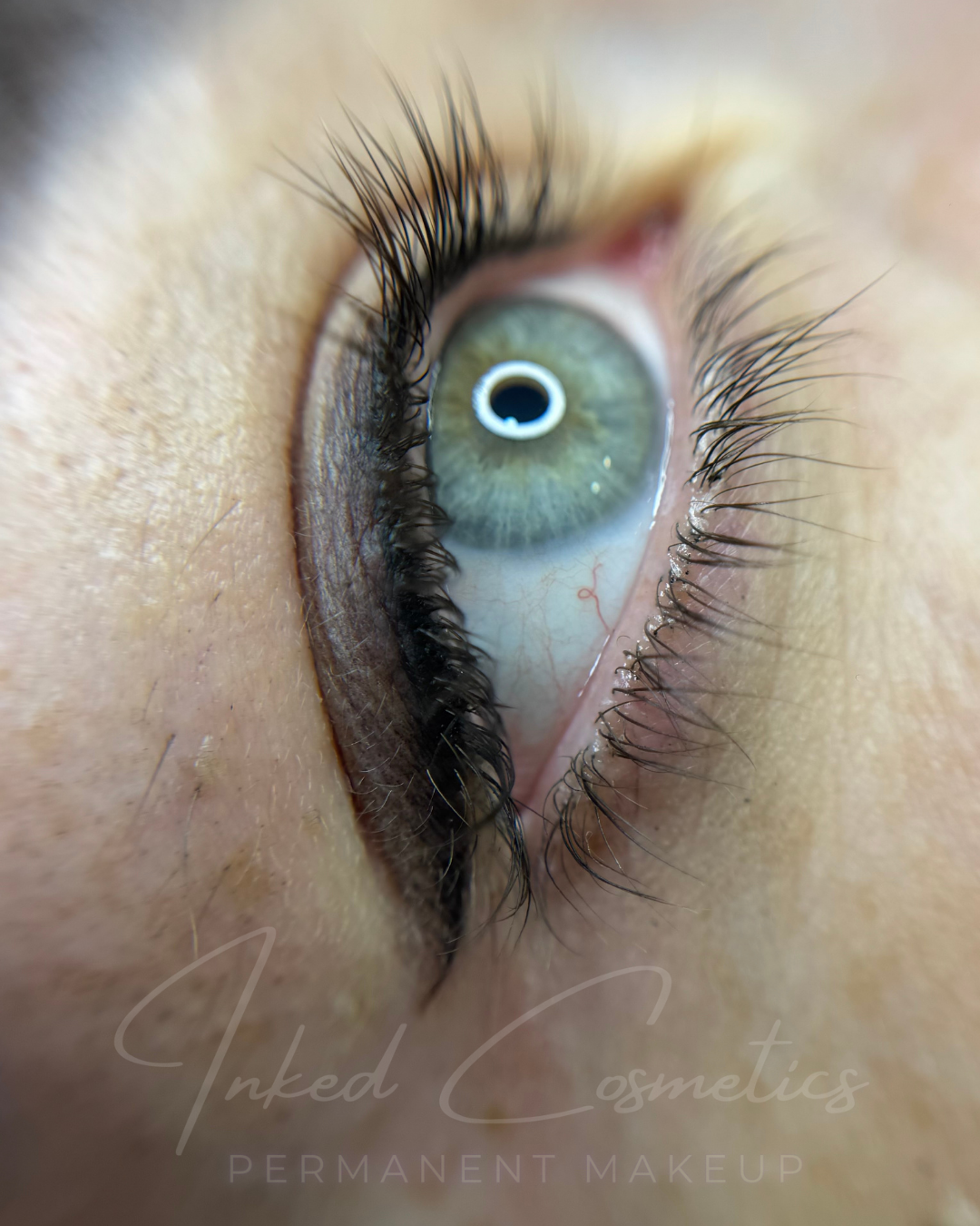 Smokey Liner