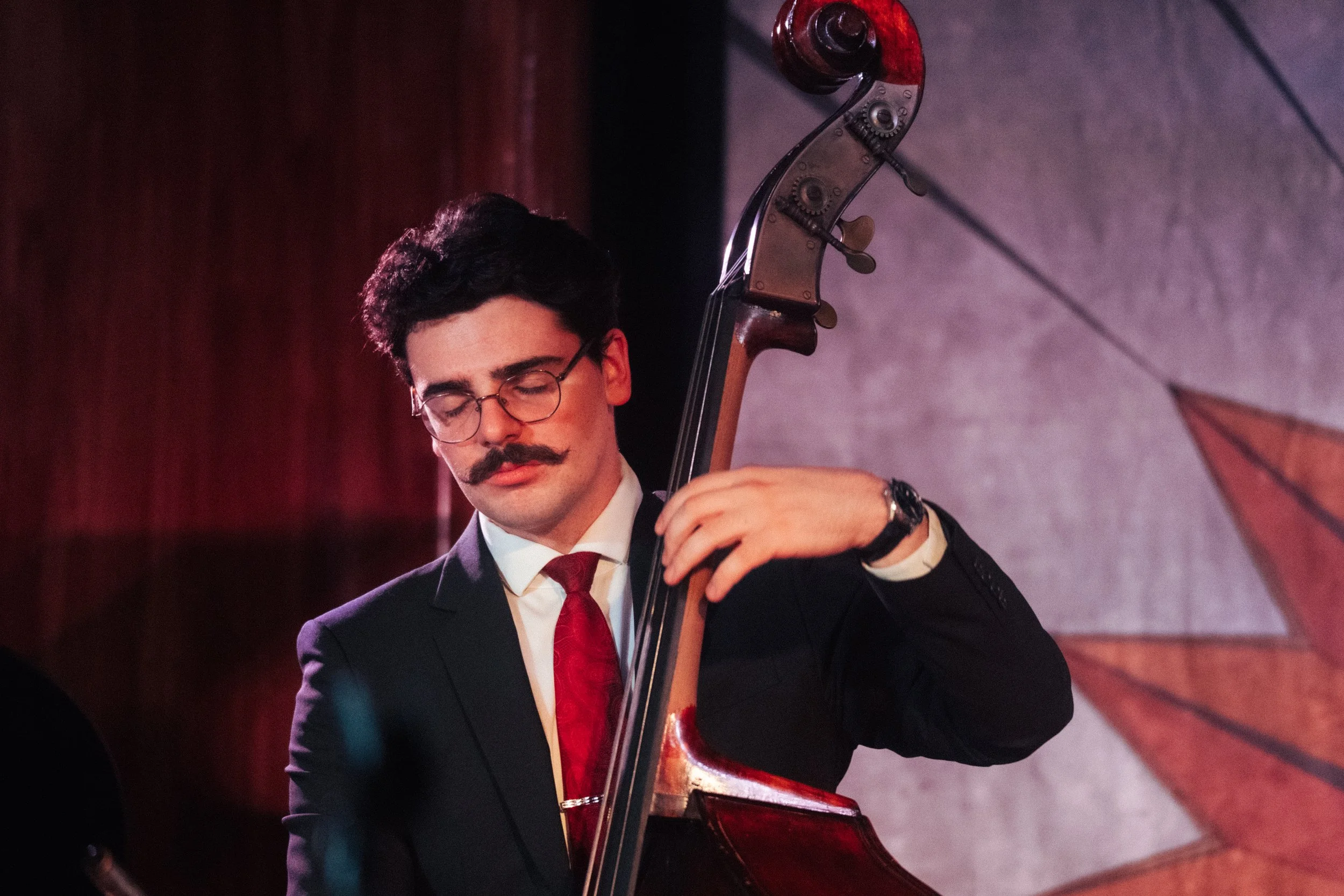 Reuben Stump at the Robin Theater
