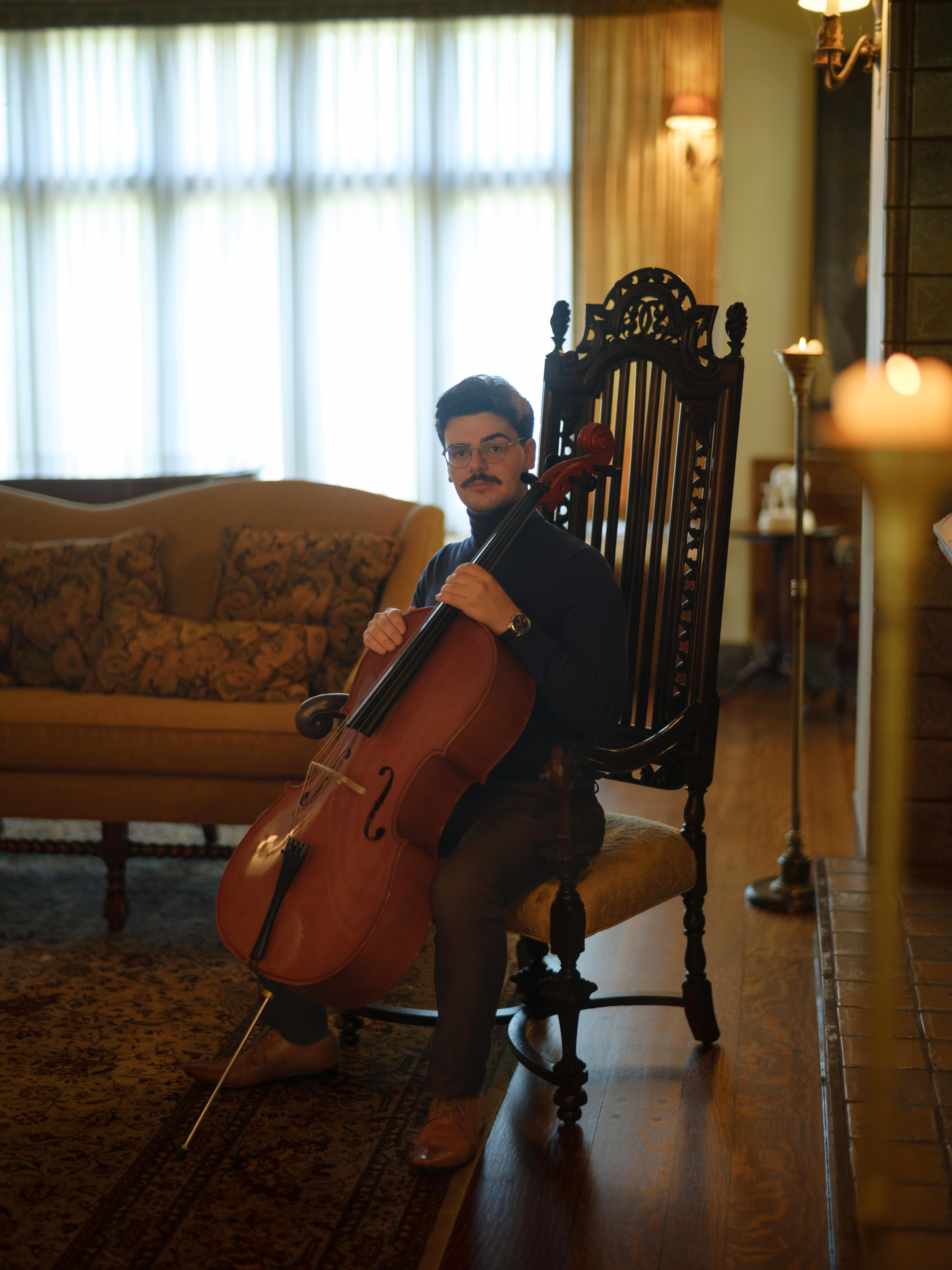 Cello throne_Edited.PNG