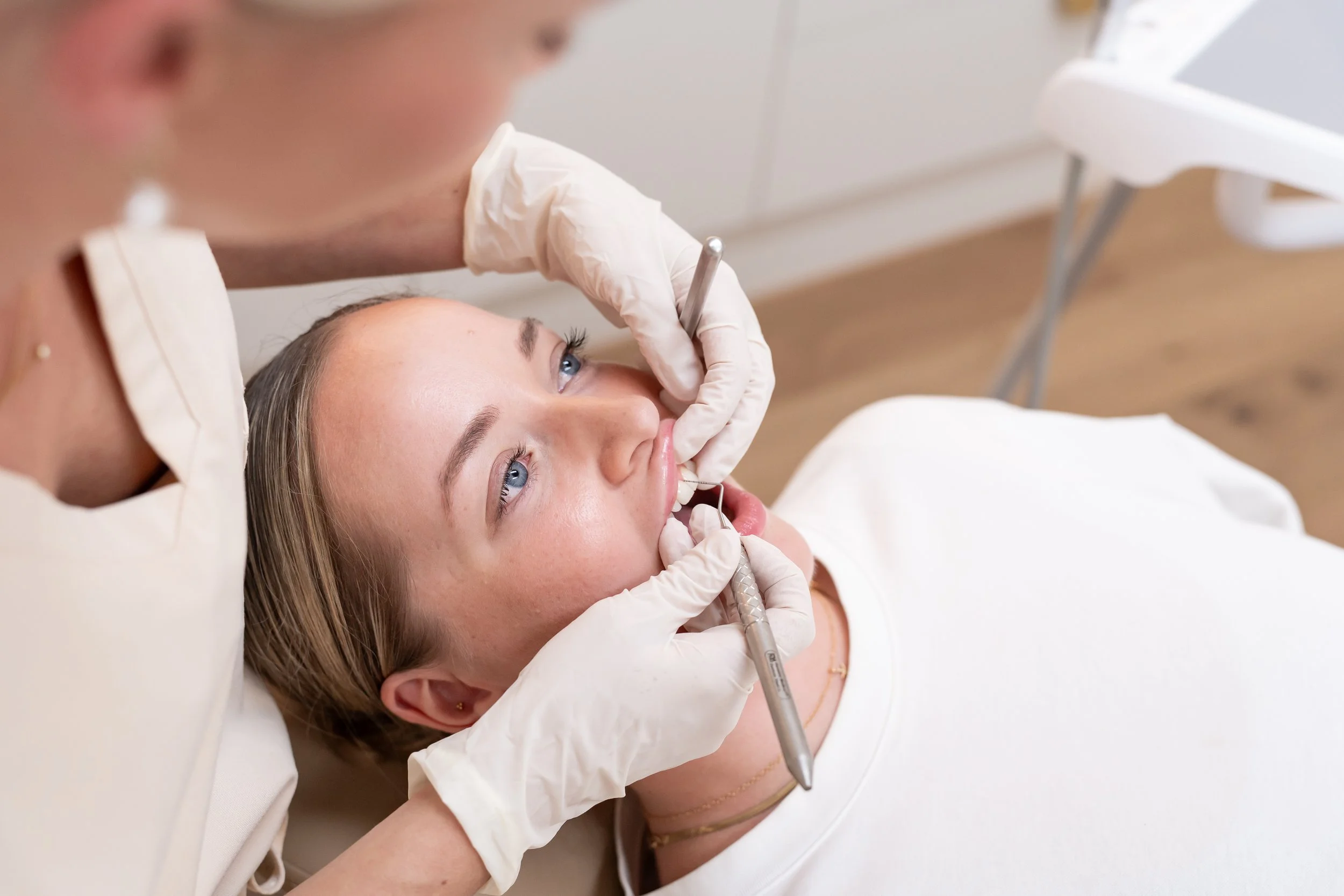 How Gum Disease Starts (And the Early Signs to Watch For)