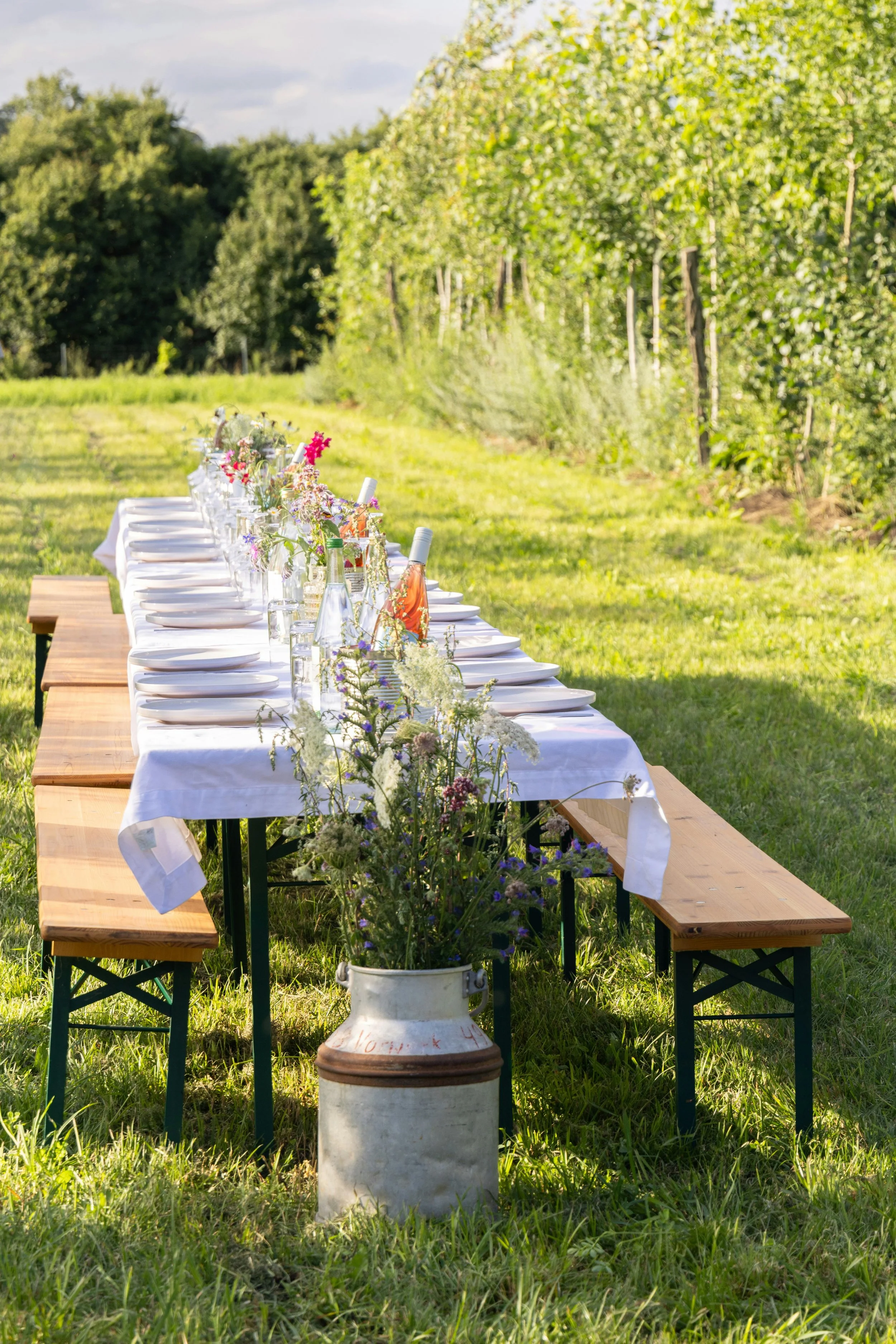 Rustic Elegance in the Barn