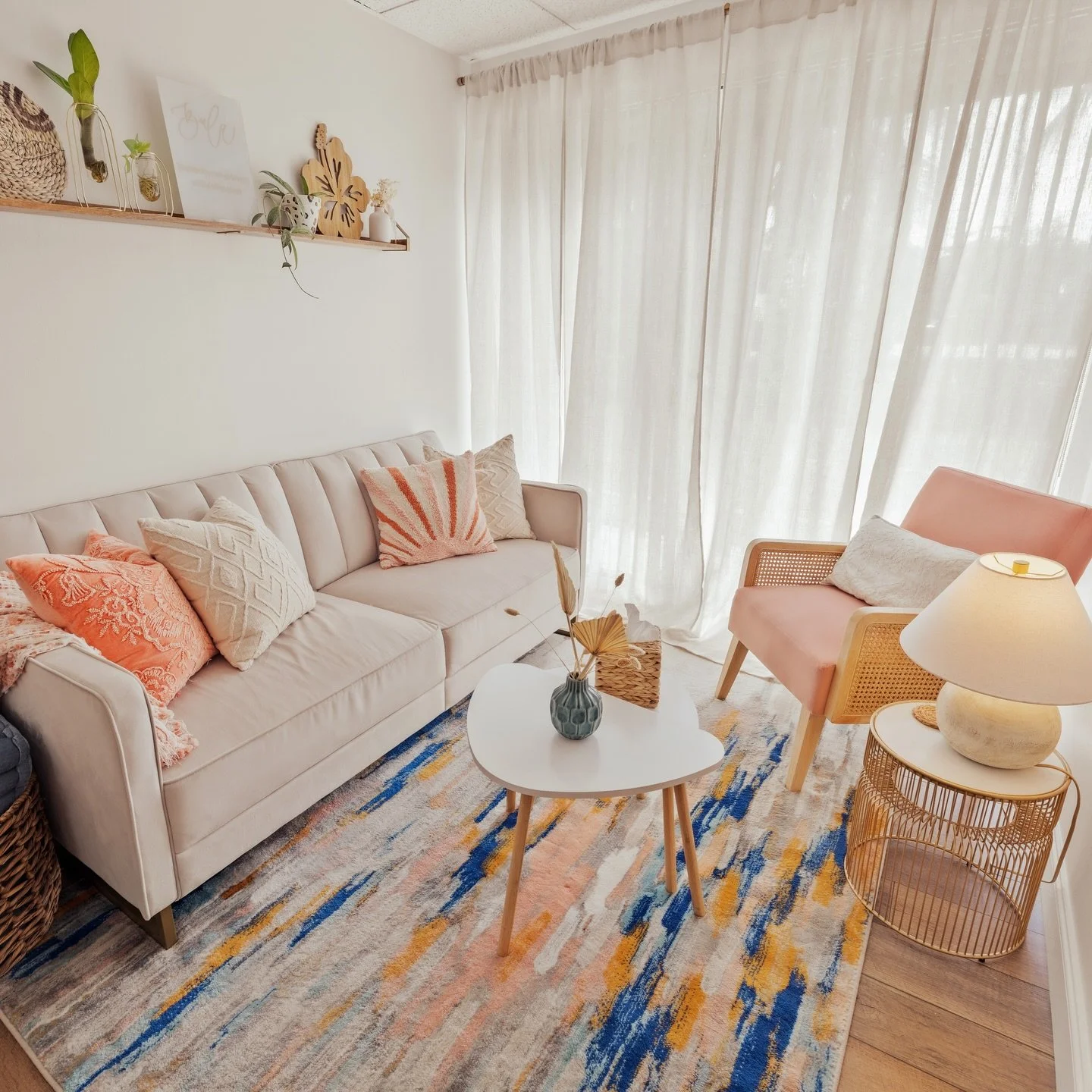 So incredibly excited to be renting this BEAUTY of a space from @lighterlivingcounseling ✨ I could not have asked for a greater environment and group of people to share space with! Cannot wait for all of the amazing work that&rsquo;s going to happen 