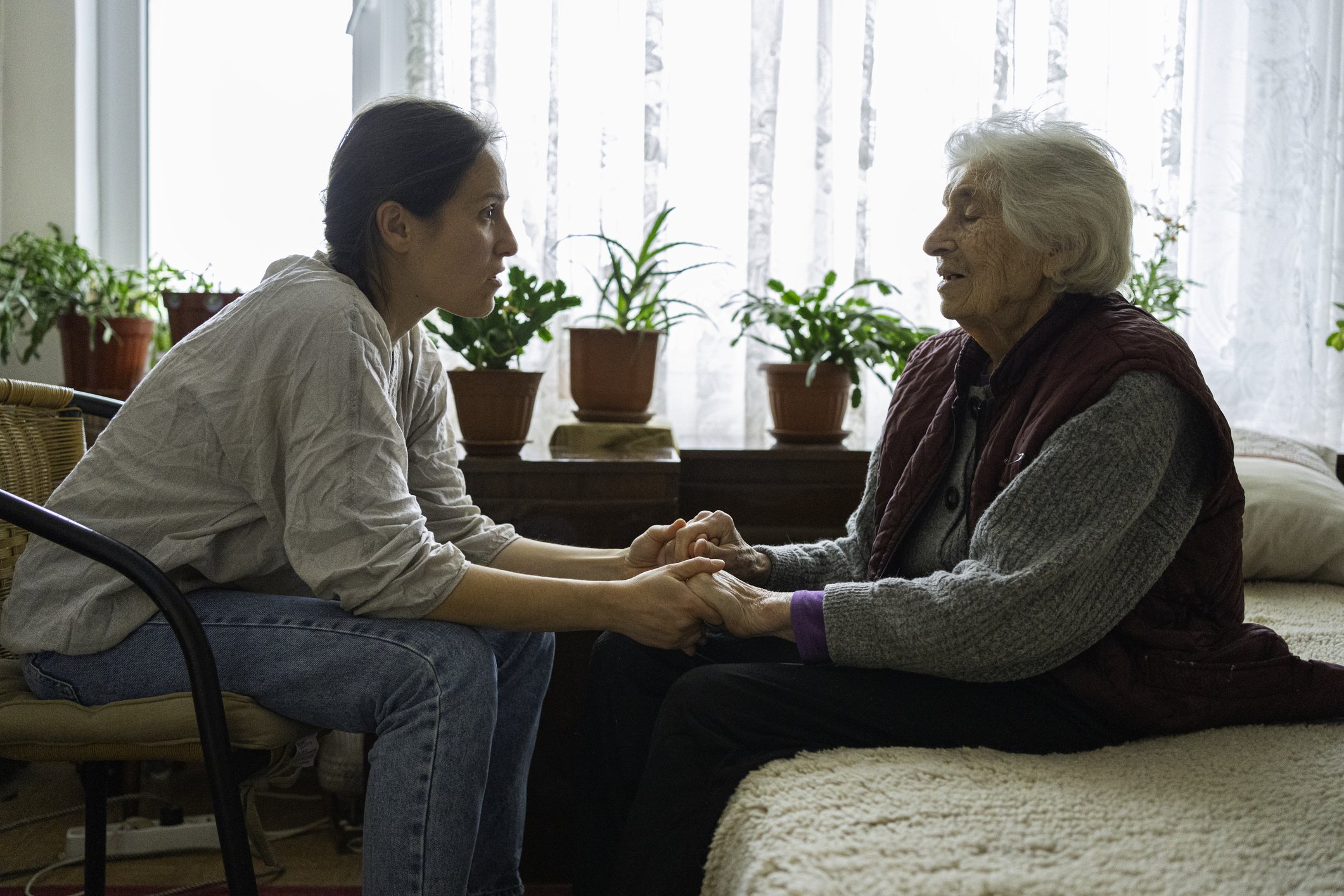 10 Signs Your Loved One May Need Home Care