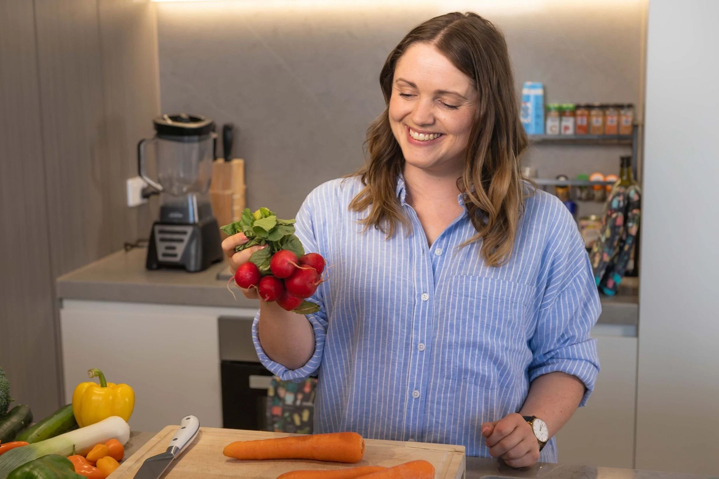 Accredited Practicing Dietitian and Accredited Health and Wellness Coach helping people with weight loss and food freedom