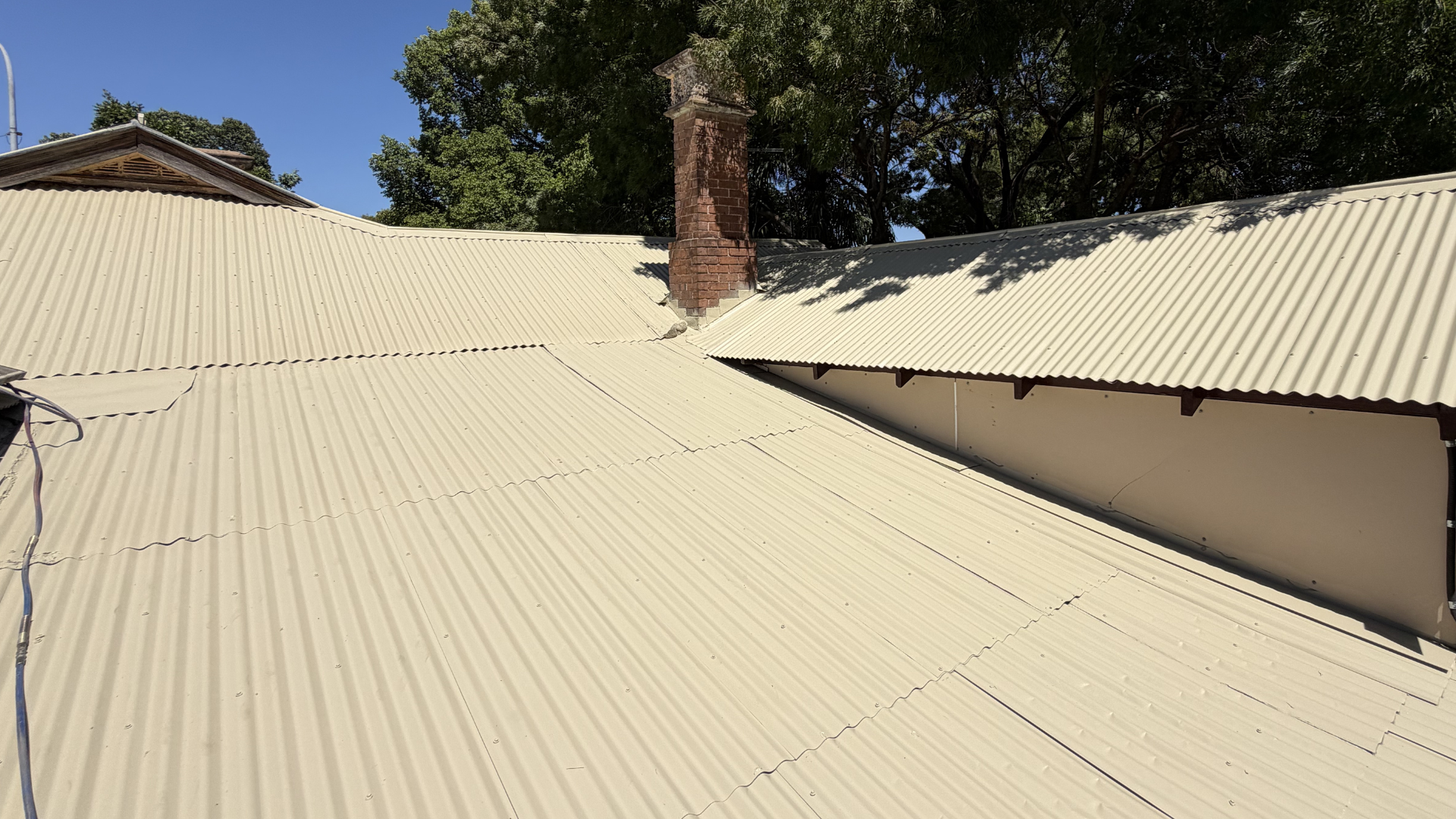 Dixalea Roof Painting - Specialists in Metal Roofs