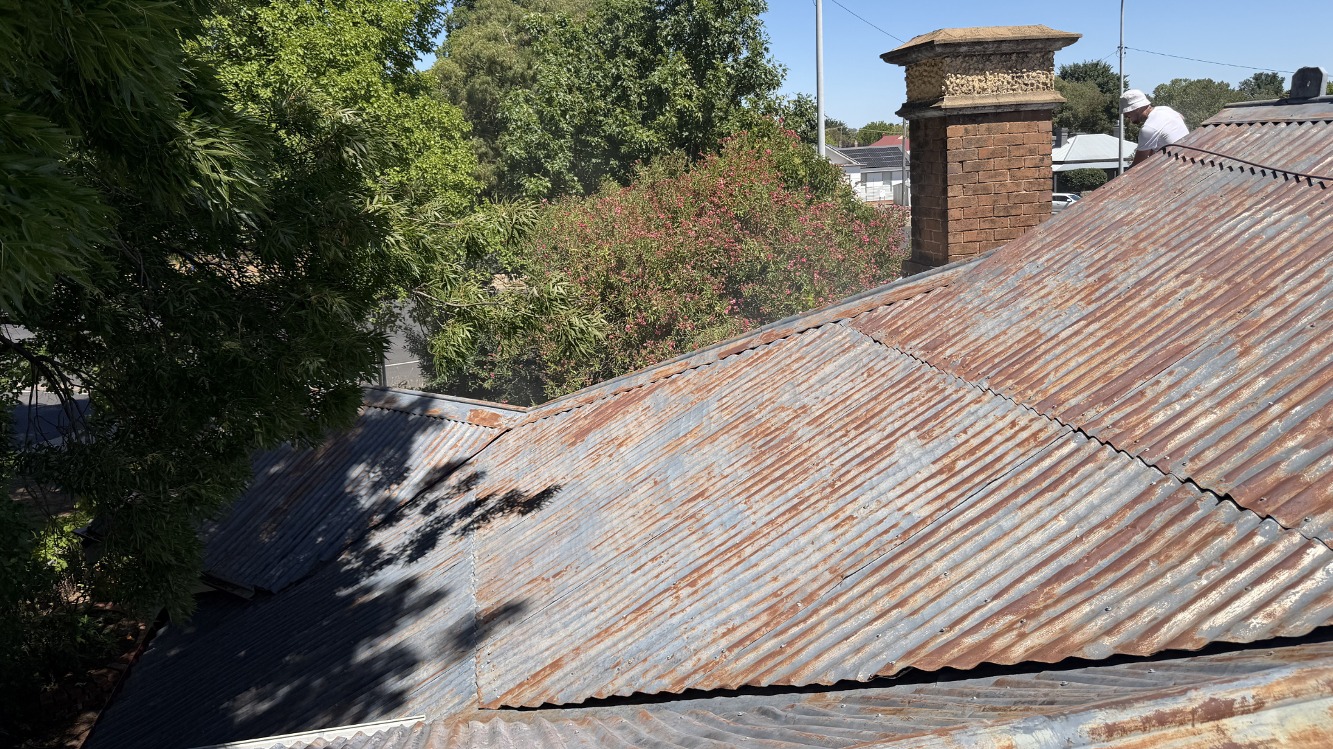 Banana Roof Painting - Specialists in Metal Roofs