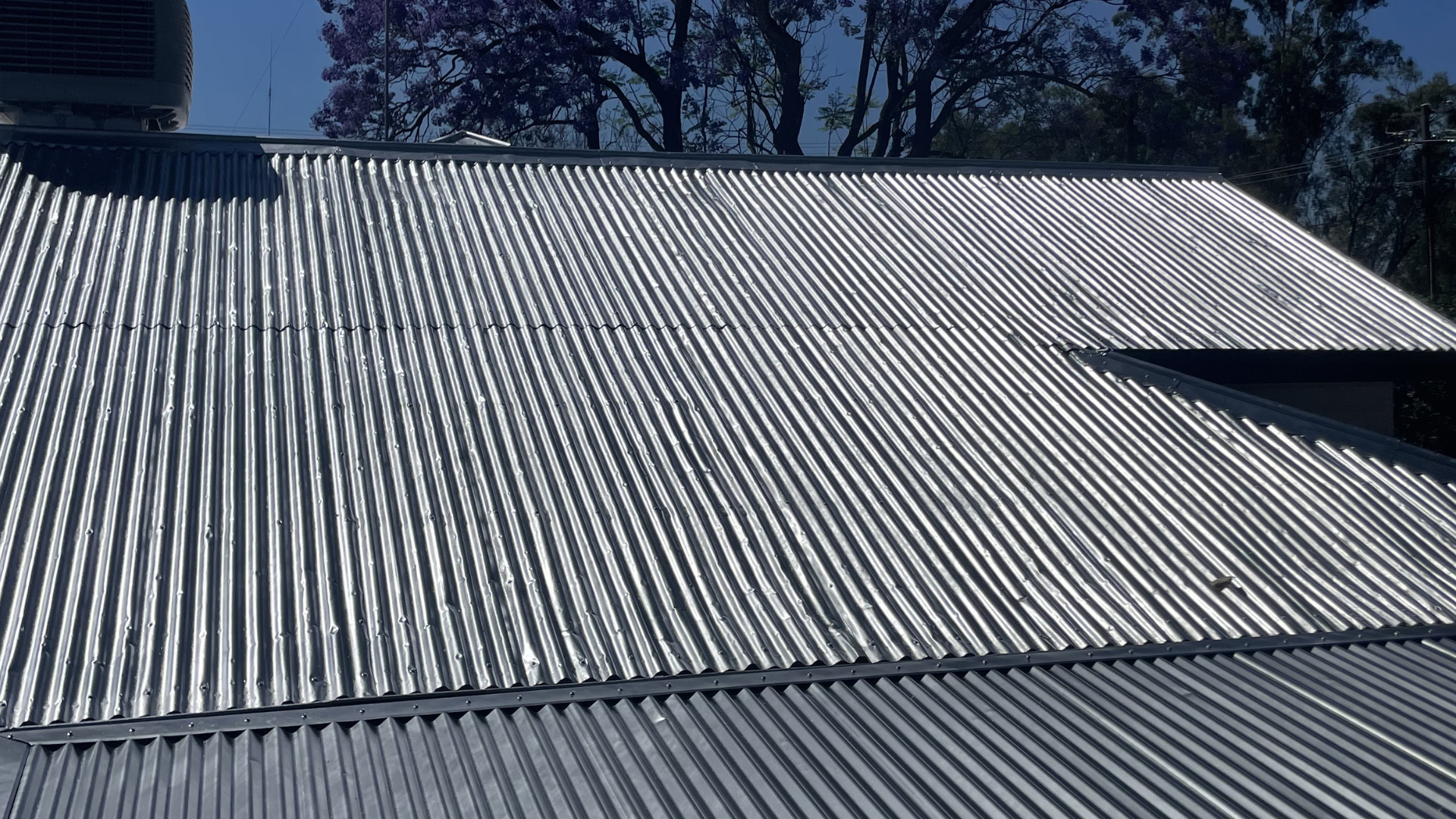 Willows Roof Painting - Specialists in Metal Roofs