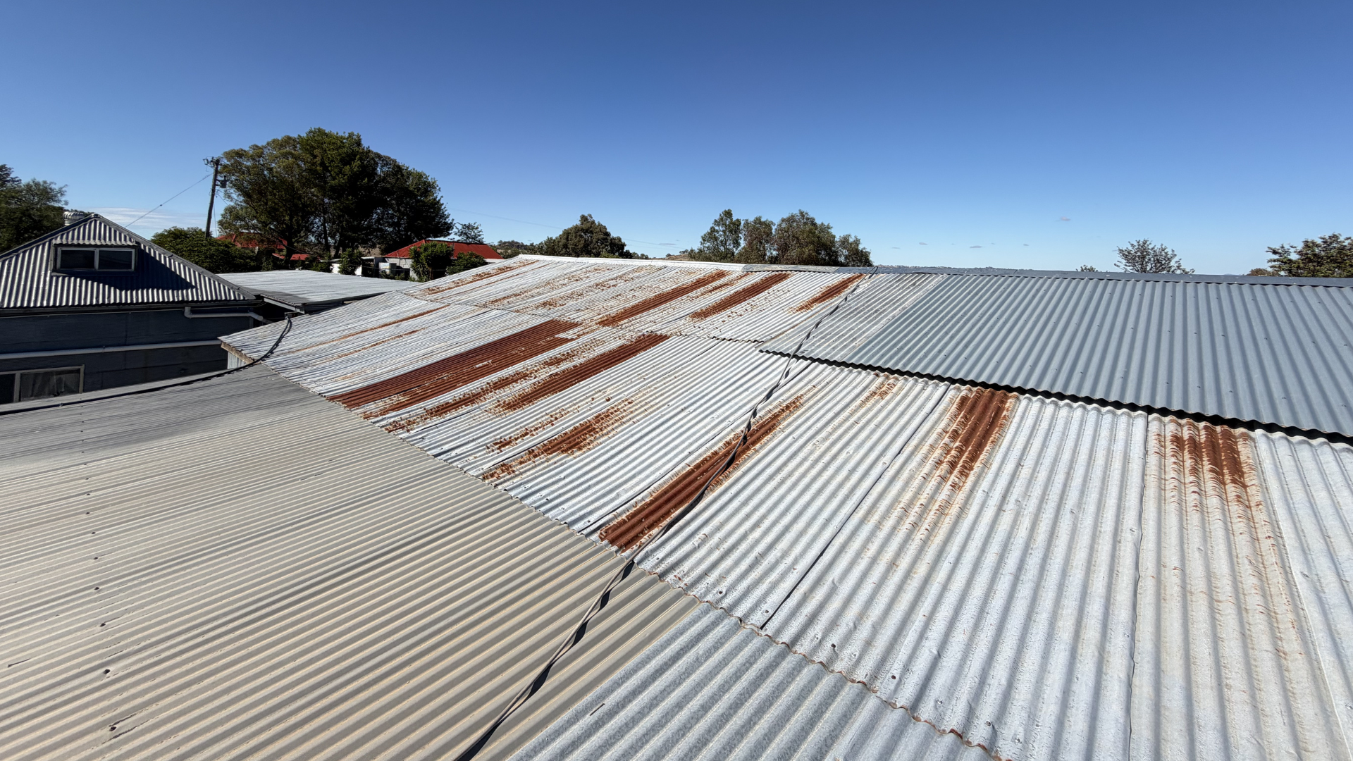Moura Roof Painting - Specialists in Metal Roofs